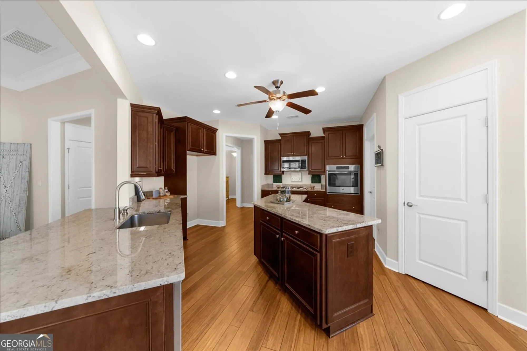 Property Slideshow image 10 of 83 | 3925 sweet magnolia dr, Gainesville, GA, 30504