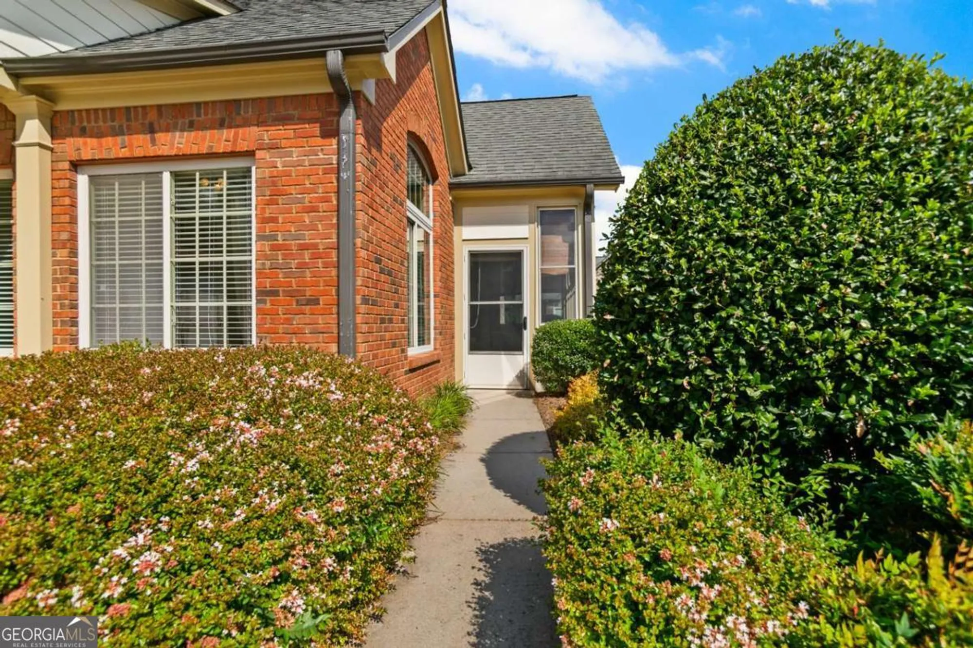 Property Slideshow image 6 of 46 | 120 chastain rd 1407, Kennesaw, GA, 30144