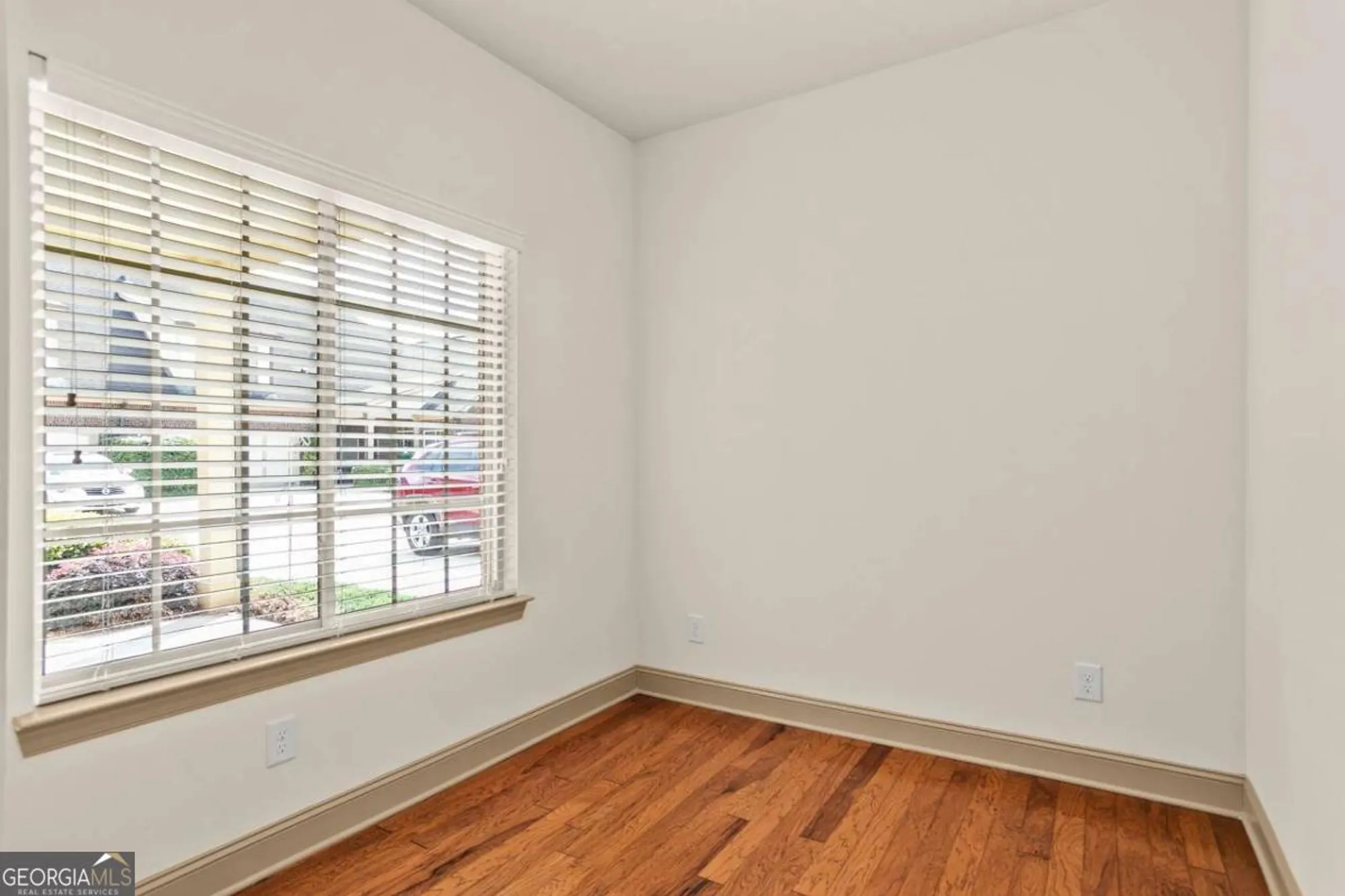 Property Slideshow image 16 of 46 | 120 chastain rd 1407, Kennesaw, GA, 30144