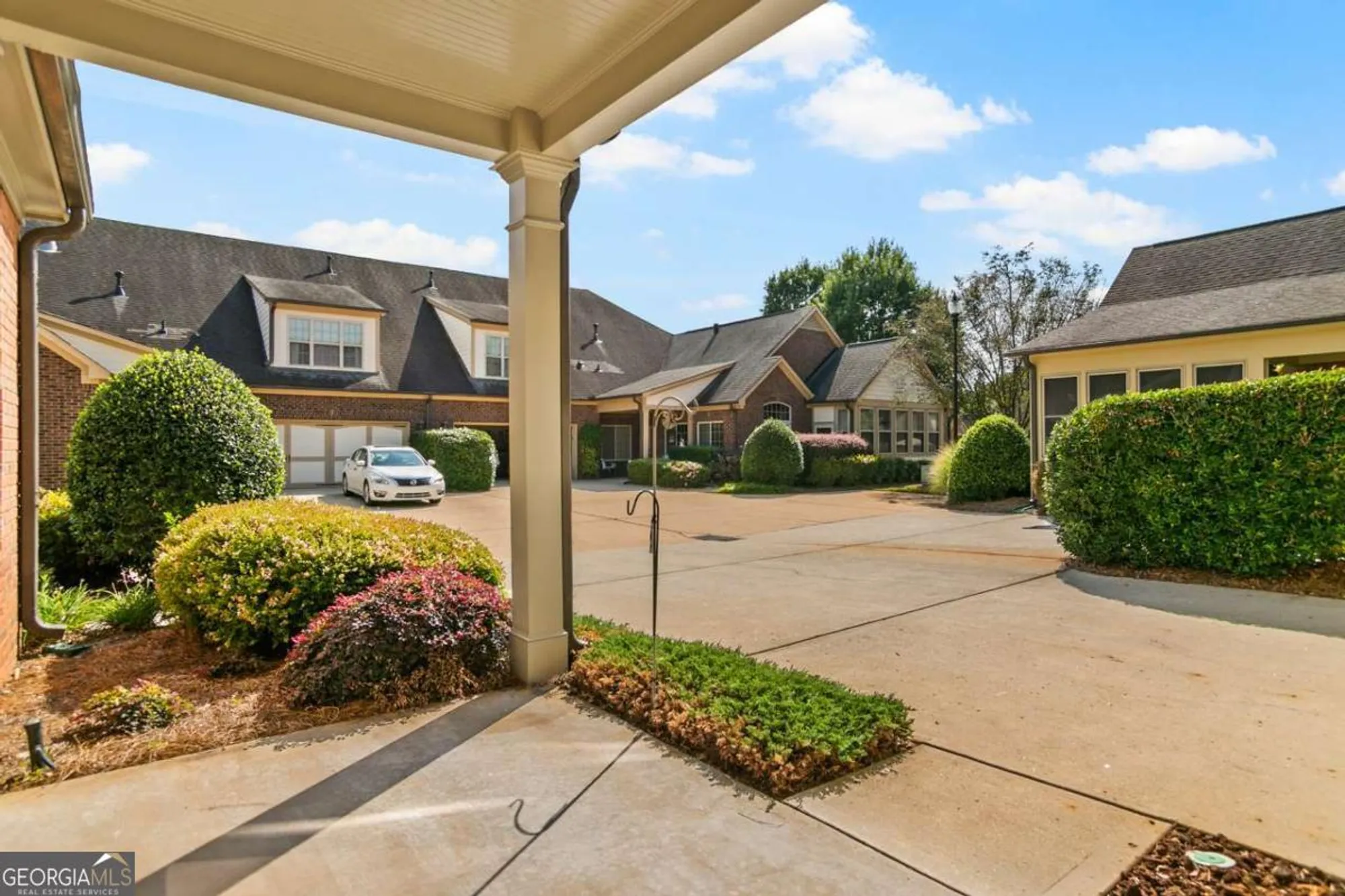 Property Slideshow image 7 of 46 | 120 chastain rd 1407, Kennesaw, GA, 30144
