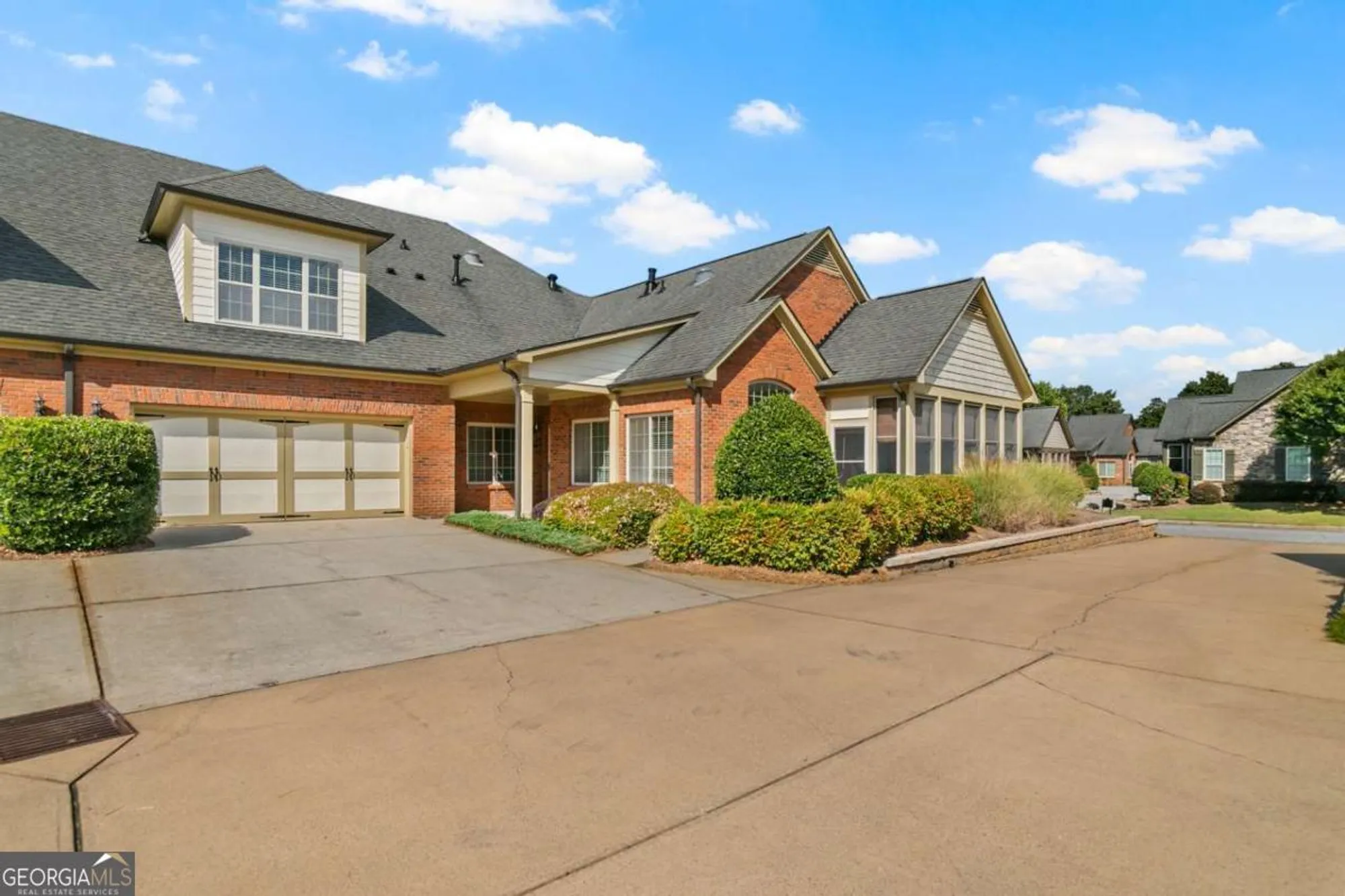 Property Slideshow image 3 of 46 | 120 chastain rd 1407, Kennesaw, GA, 30144