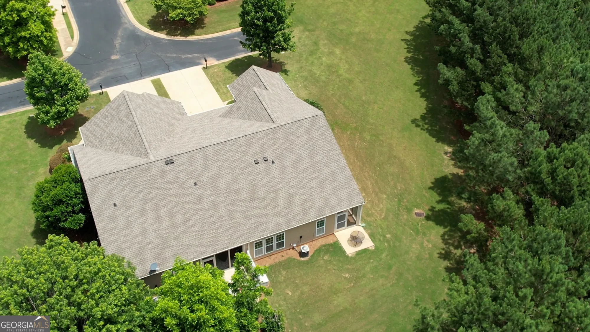 Property Slideshow image 7 of 48 | 1001 flat rock st, Greensboro, GA, 30642