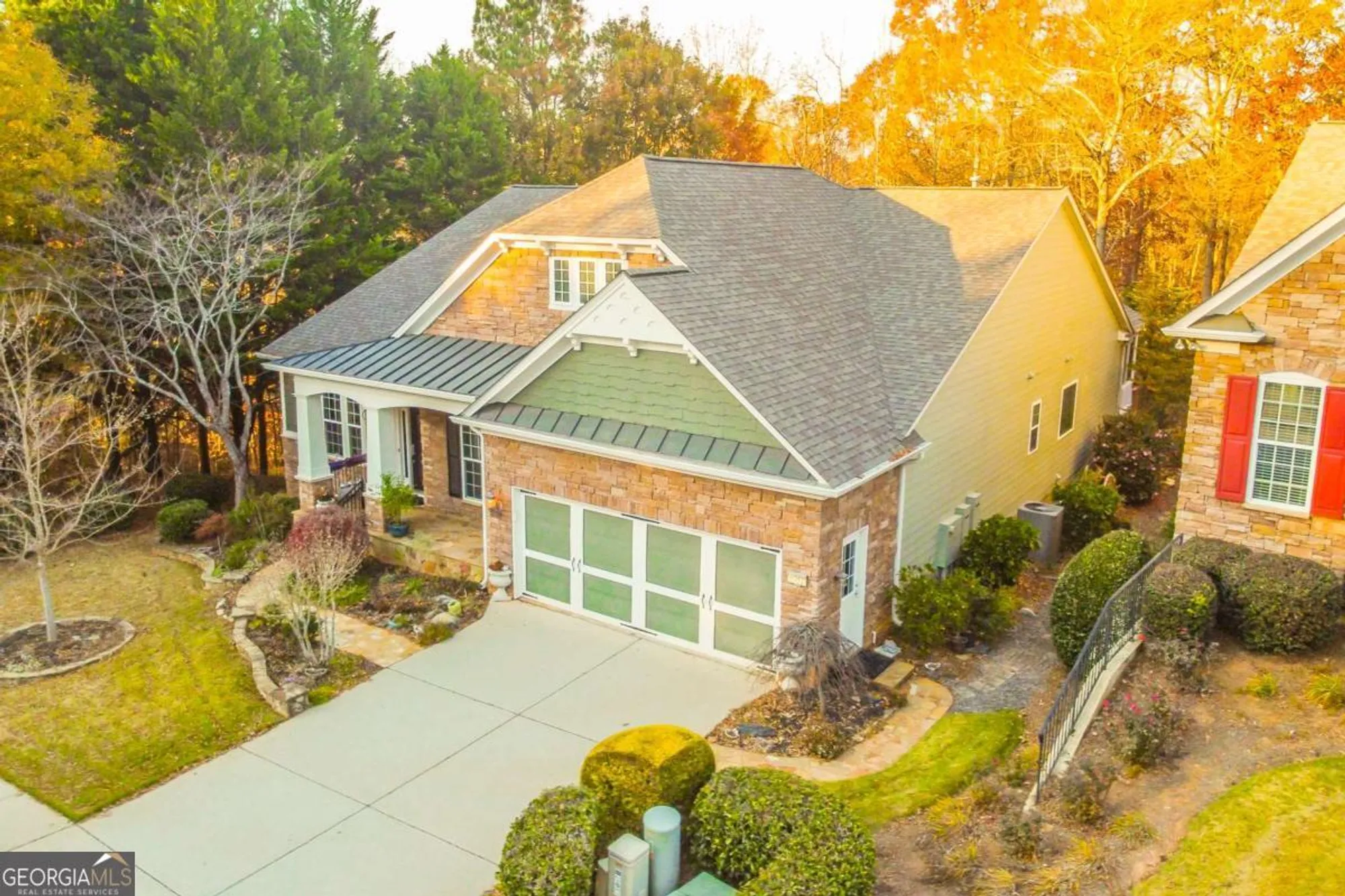 Property Slideshow image 55 of 60 | 6352 falling water ln, Hoschton, GA, 30548