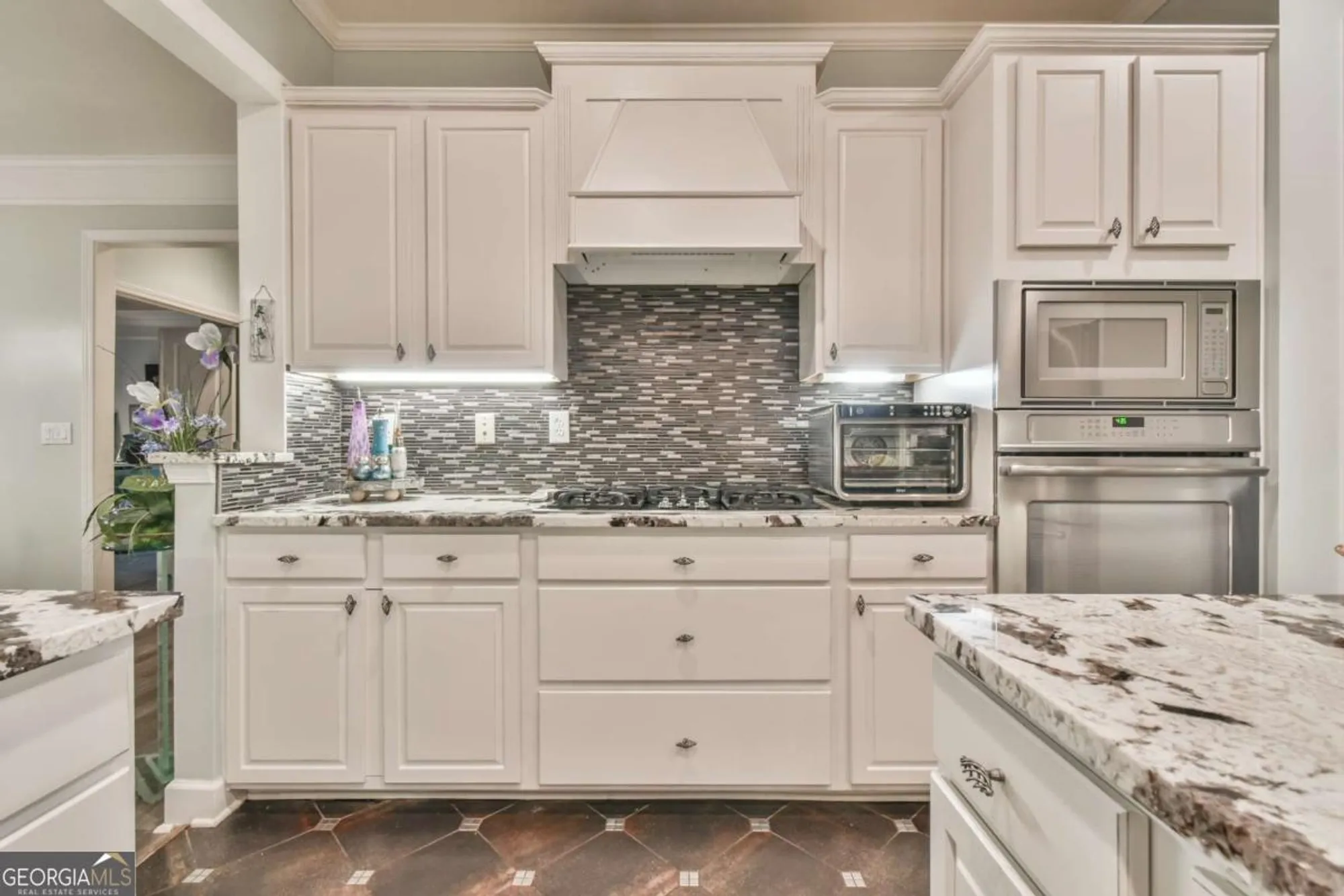 Property Slideshow image 11 of 60 | 6352 falling water ln, Hoschton, GA, 30548