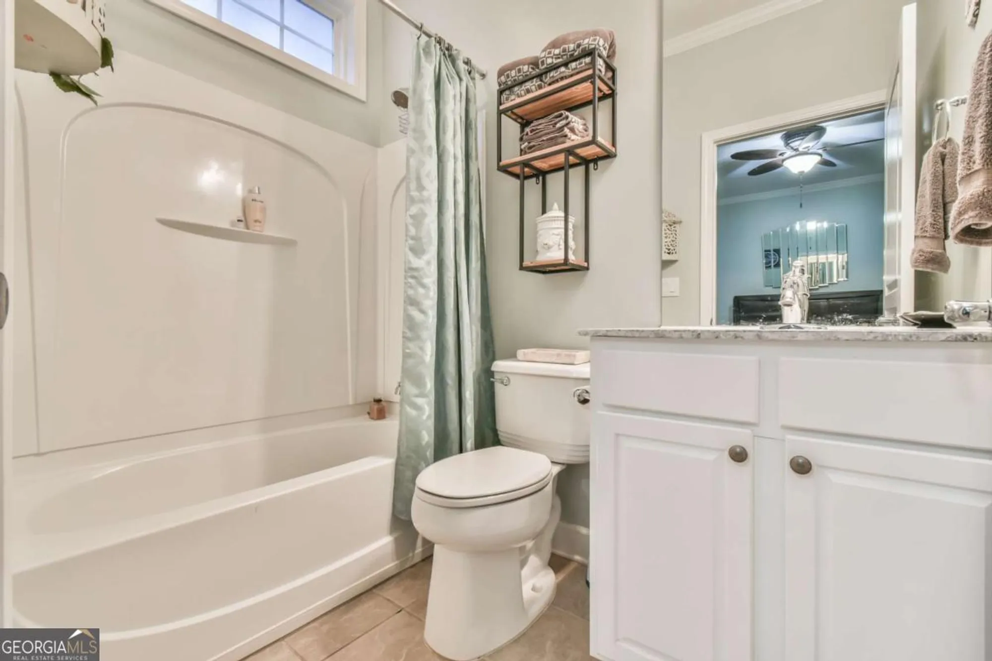 Property Slideshow image 36 of 60 | 6352 falling water ln, Hoschton, GA, 30548