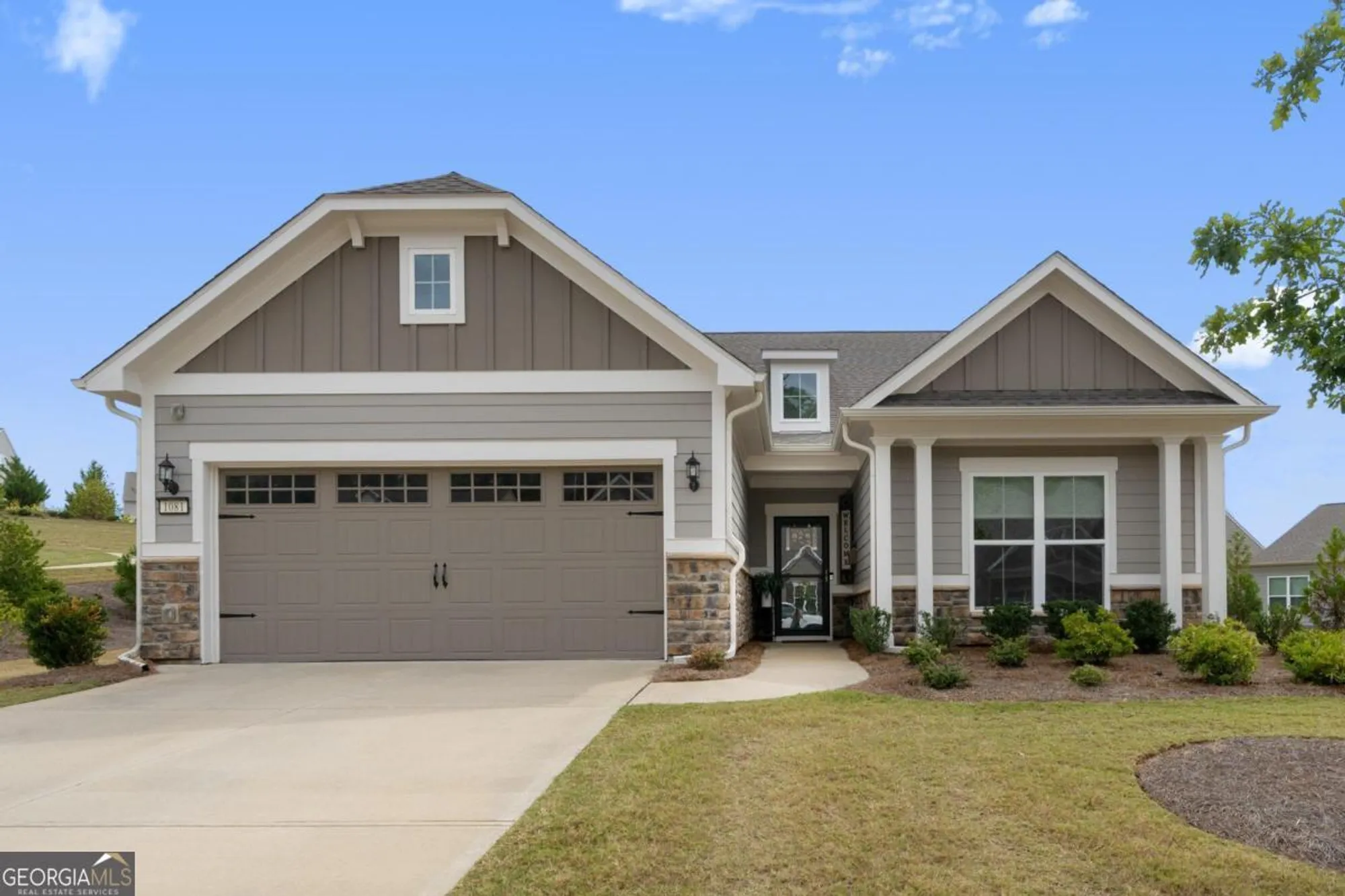 Property Slideshow image 1 of 52 | 1081 southwood way, Greensboro, GA, 30642