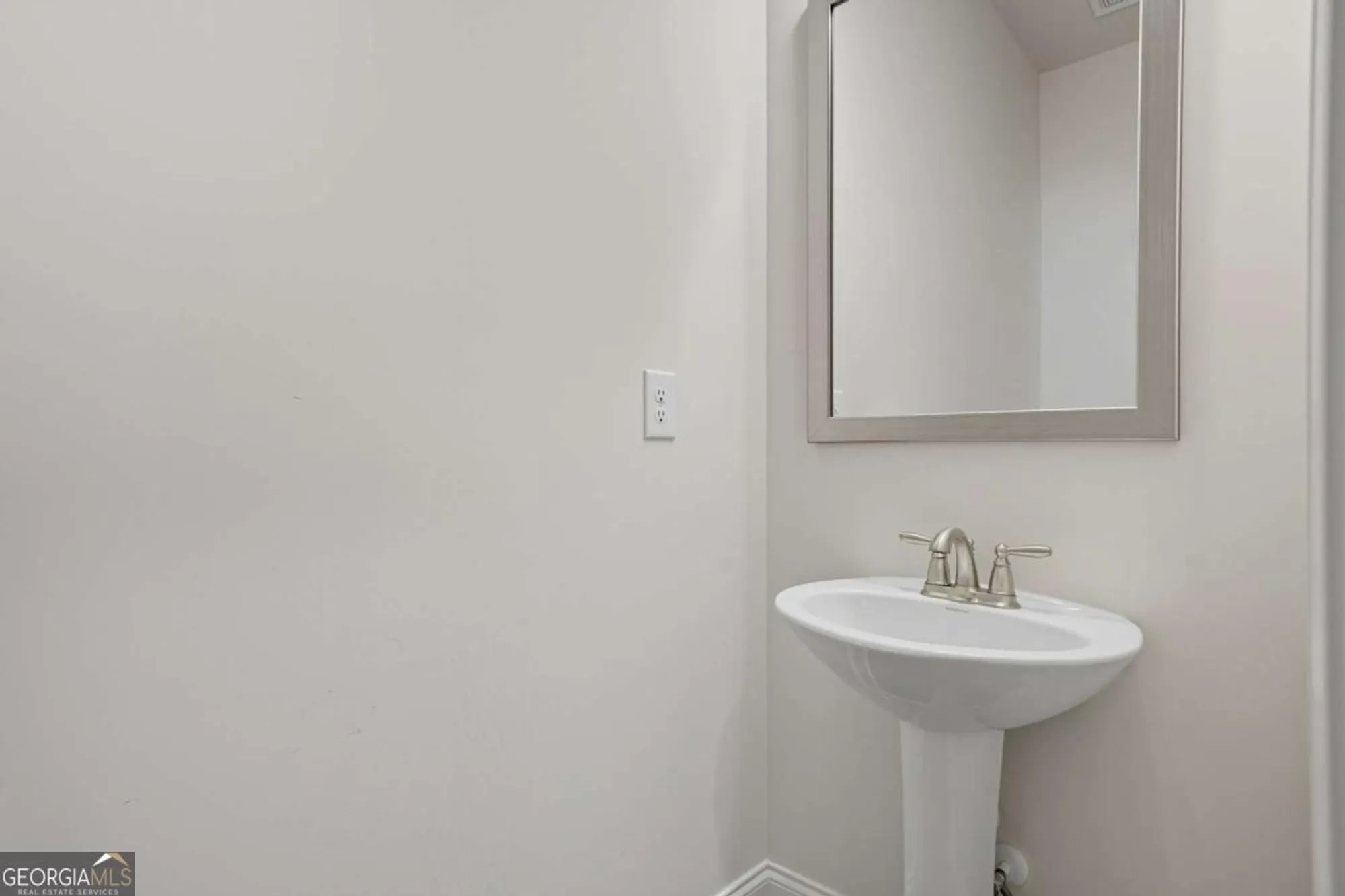 Property Slideshow image 18 of 63 | 724 broken arrow, Waleska, GA, 30183