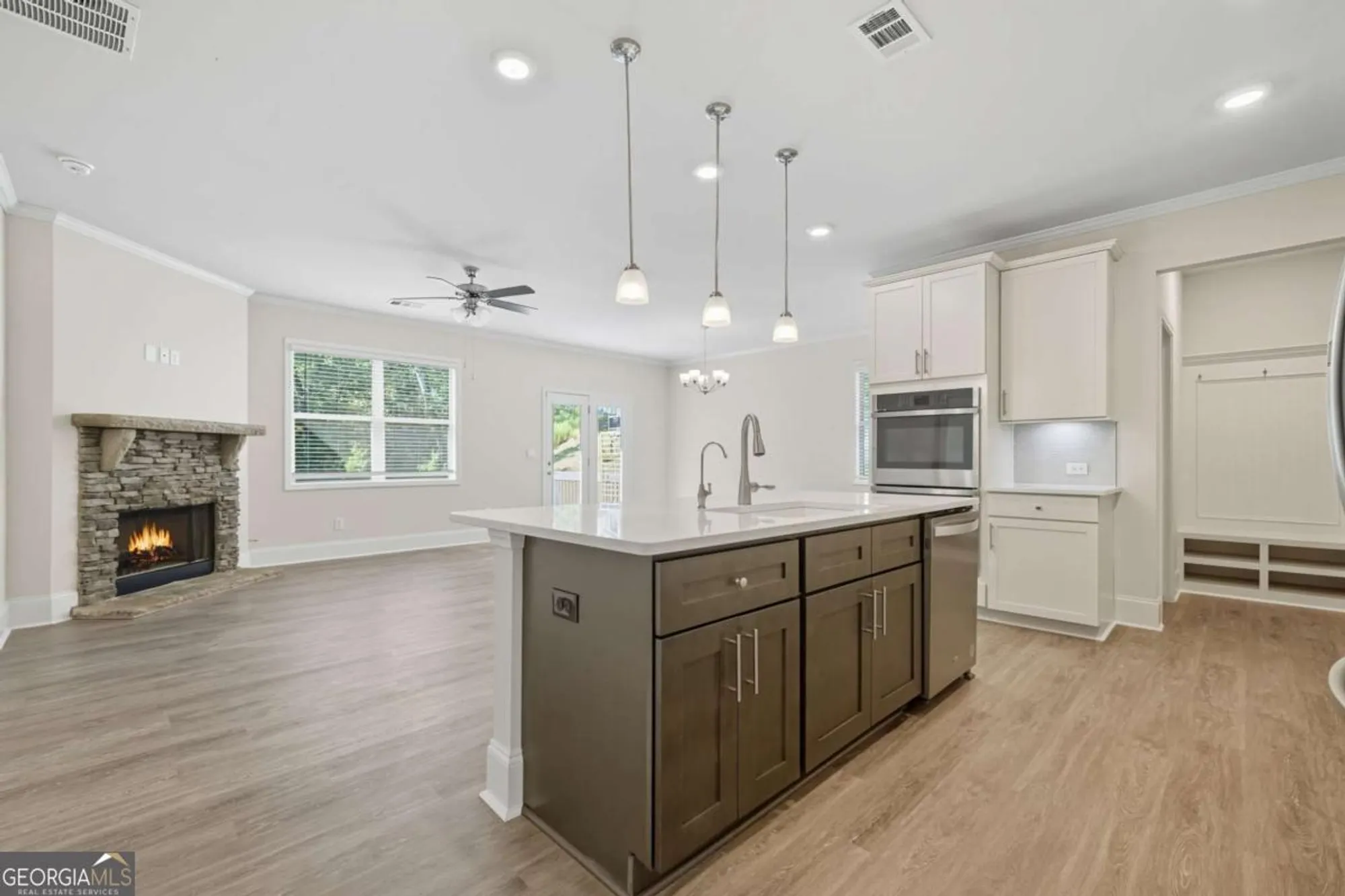 Property Slideshow image 9 of 63 | 724 broken arrow, Waleska, GA, 30183