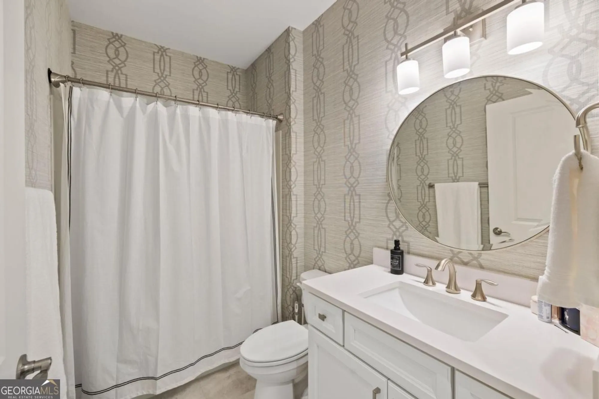 Property Slideshow image 22 of 32 | 1060 southwood way, Greensboro, GA, 30642