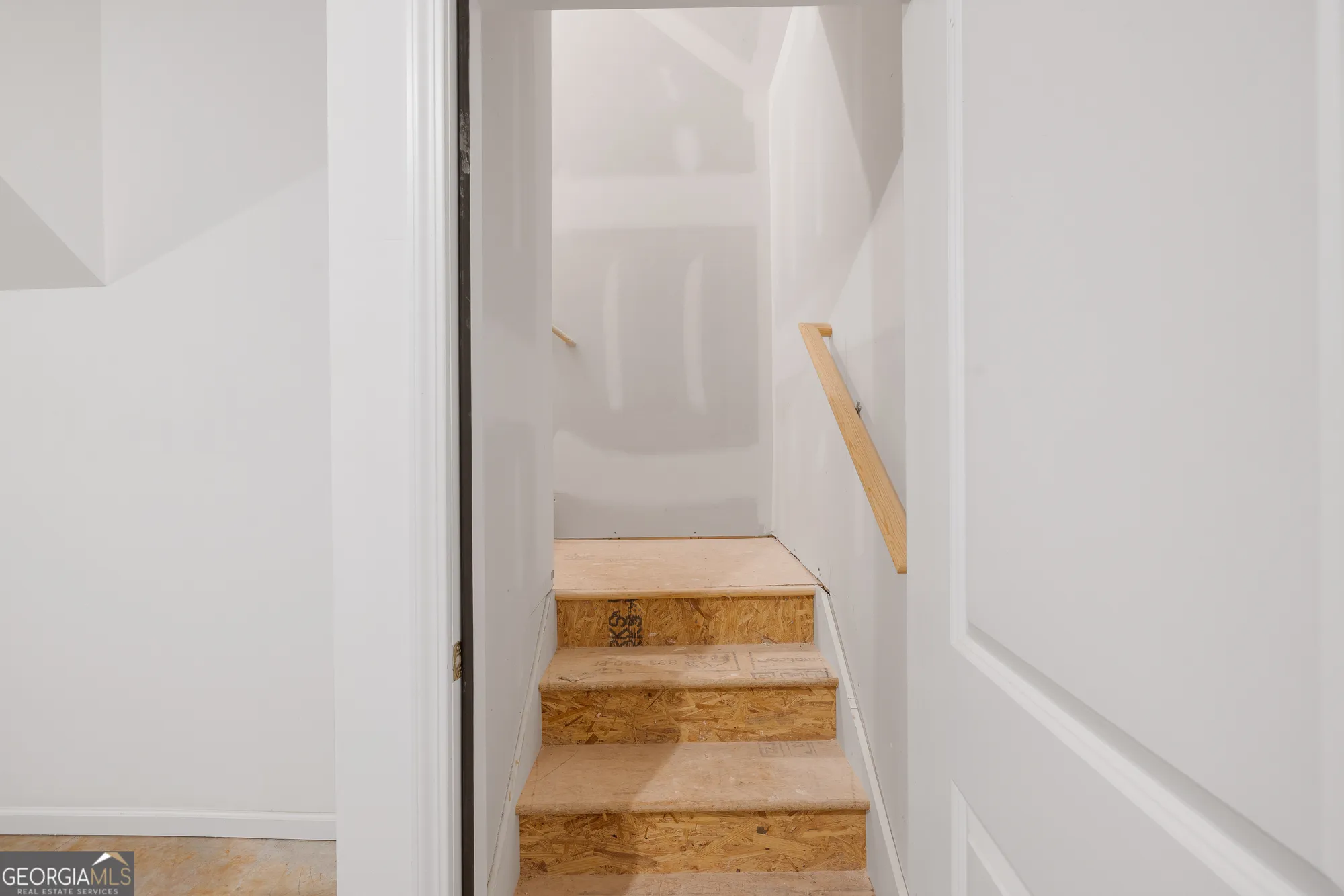 Property Slideshow image 33 of 42 | 1300 starboard way, Greensboro, GA, 30642