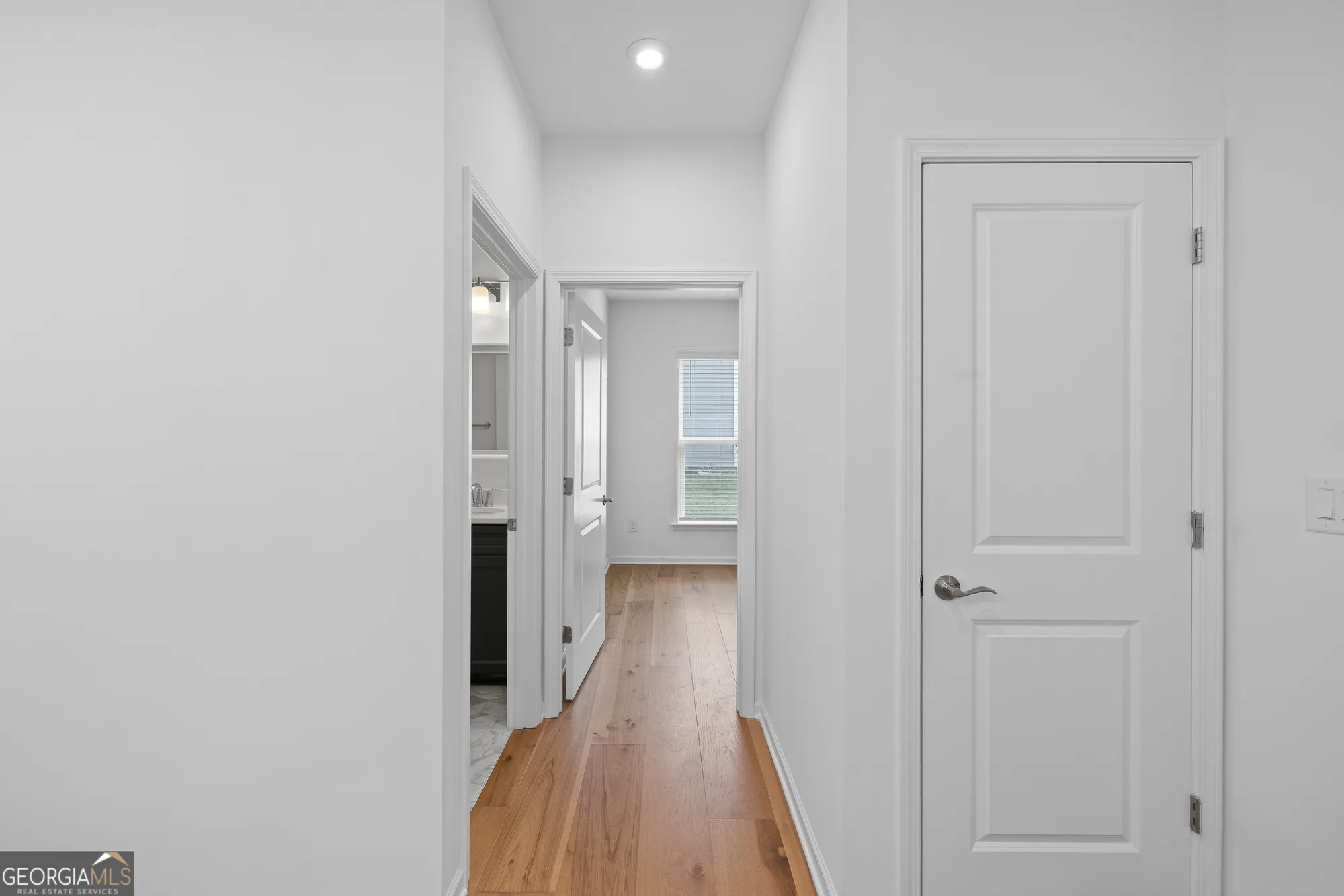 Property Slideshow image 11 of 42 | 1300 starboard way, Greensboro, GA, 30642