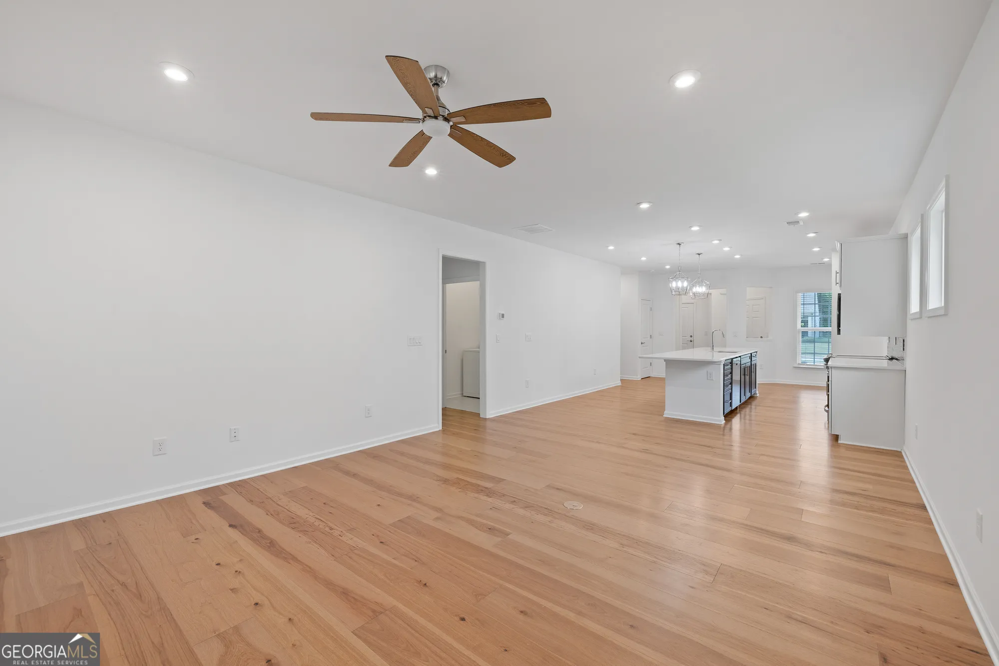 Property Slideshow image 17 of 42 | 1300 starboard way, Greensboro, GA, 30642