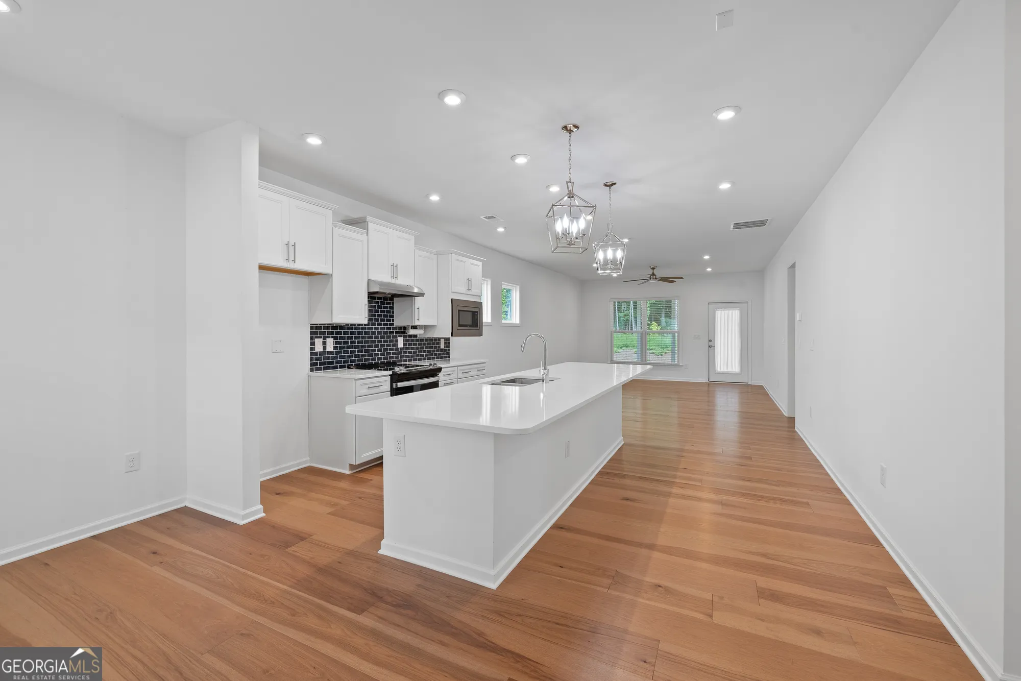 Property Slideshow image 3 of 42 | 1300 starboard way, Greensboro, GA, 30642