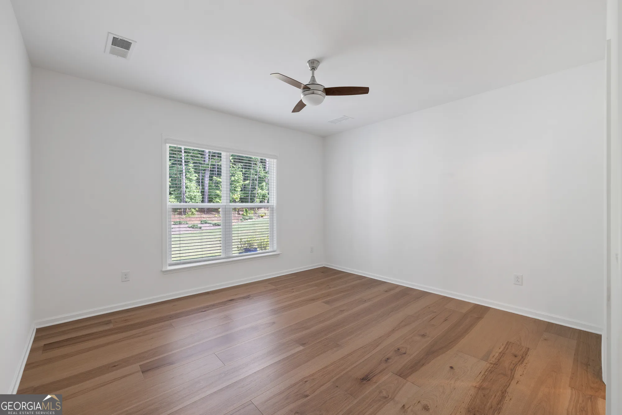 Property Slideshow image 24 of 42 | 1300 starboard way, Greensboro, GA, 30642