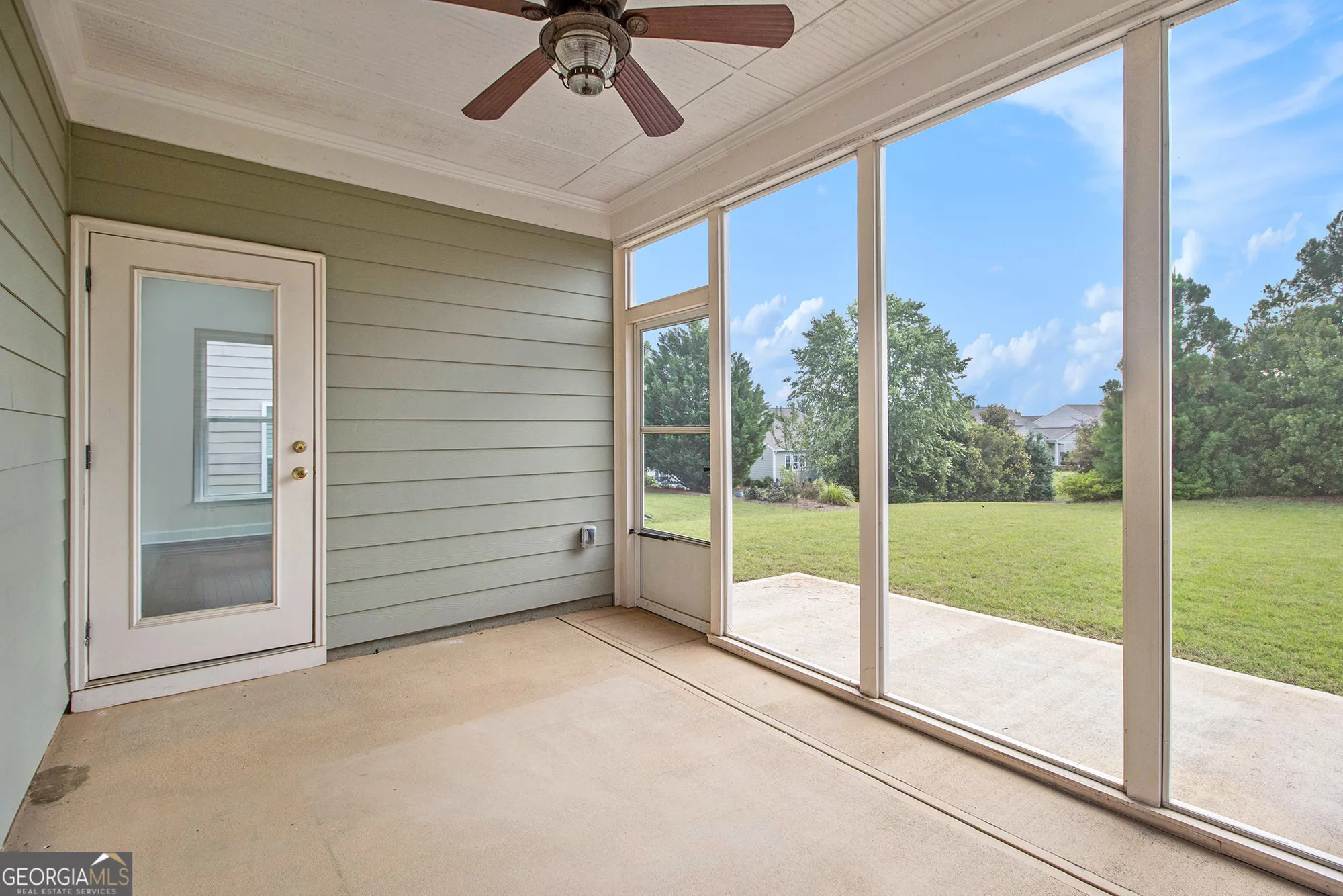 Property Slideshow image 21 of 24 | 607 larch looper dr, Griffin, GA, 30223
