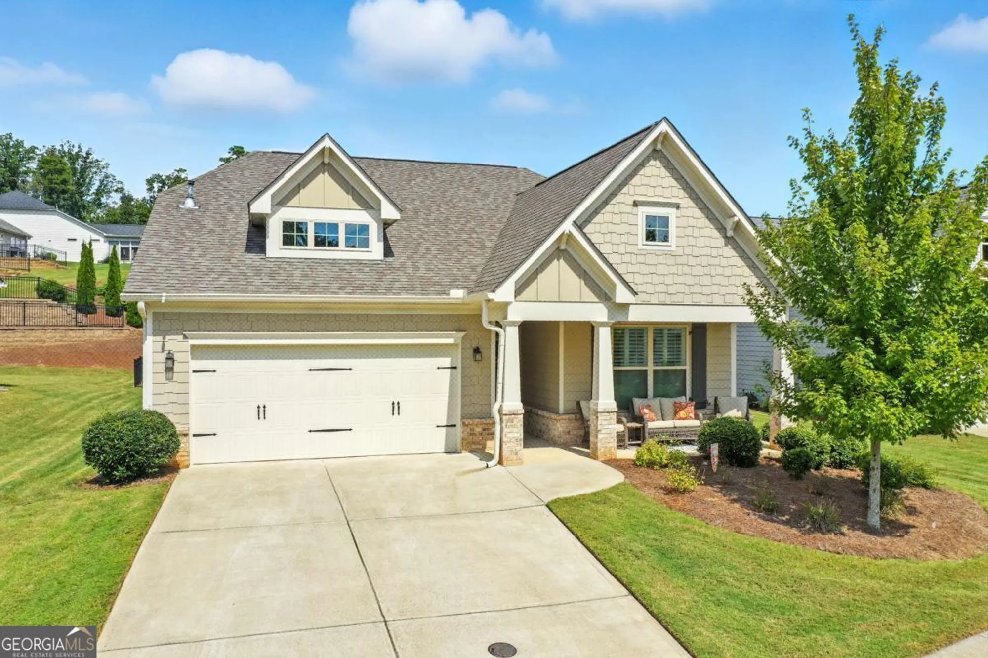 Property Slideshow image 2 of 40 | 402 laurel spring ct, Canton, GA, 30114