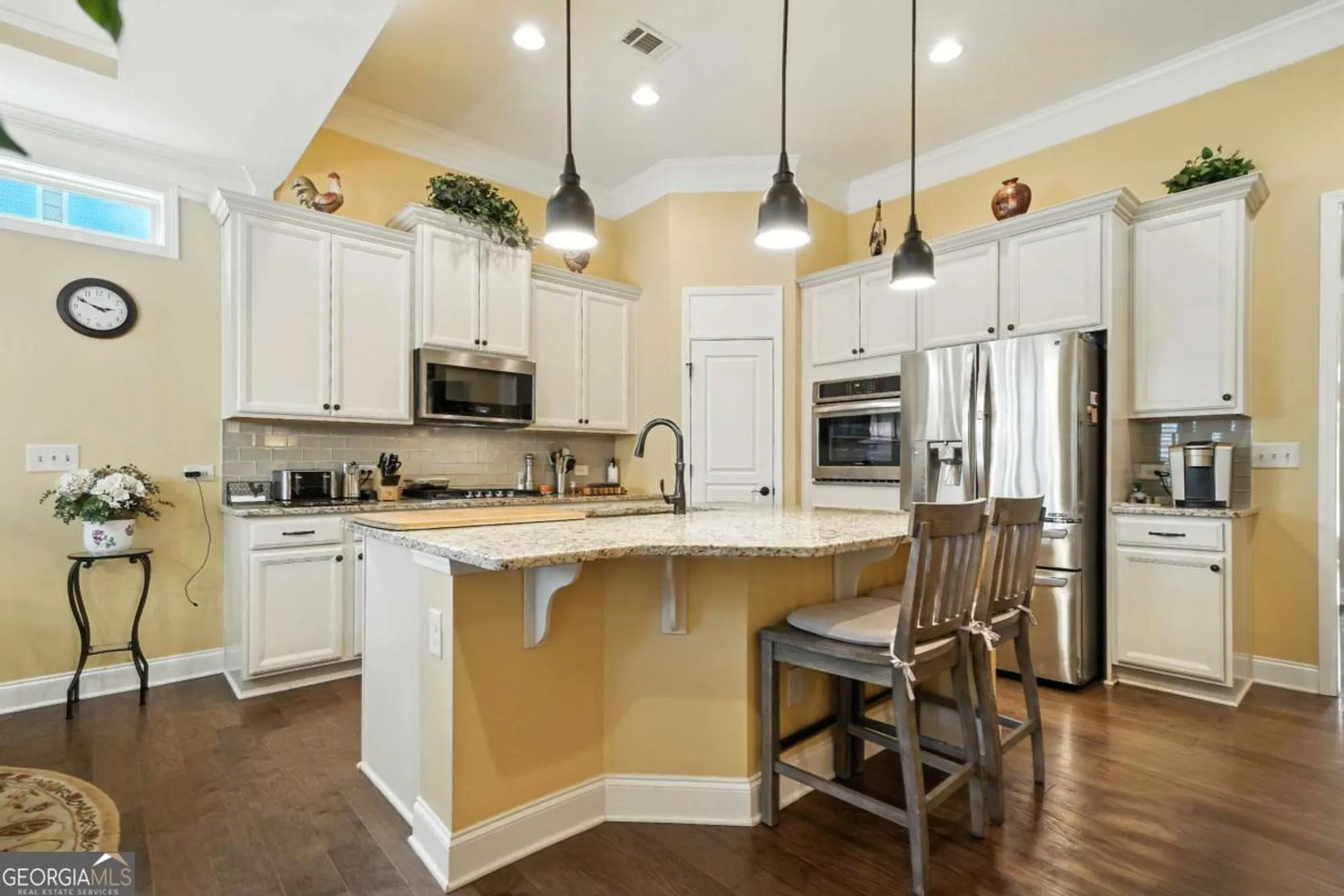 Property Slideshow image 36 of 40 | 402 laurel spring ct, Canton, GA, 30114