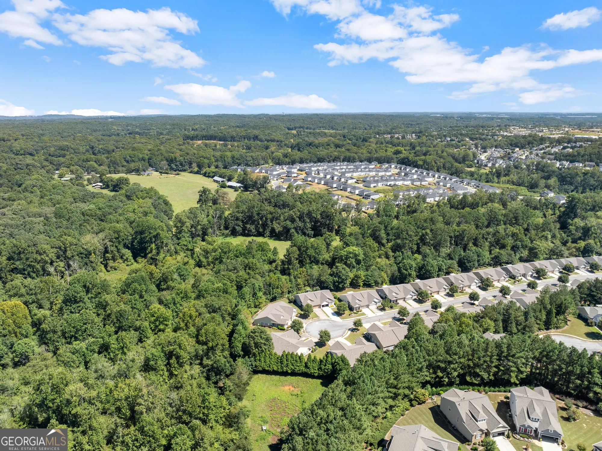 Property Slideshow image 35 of 48 | 6247 longleaf dr, Hoschton, GA, 30548