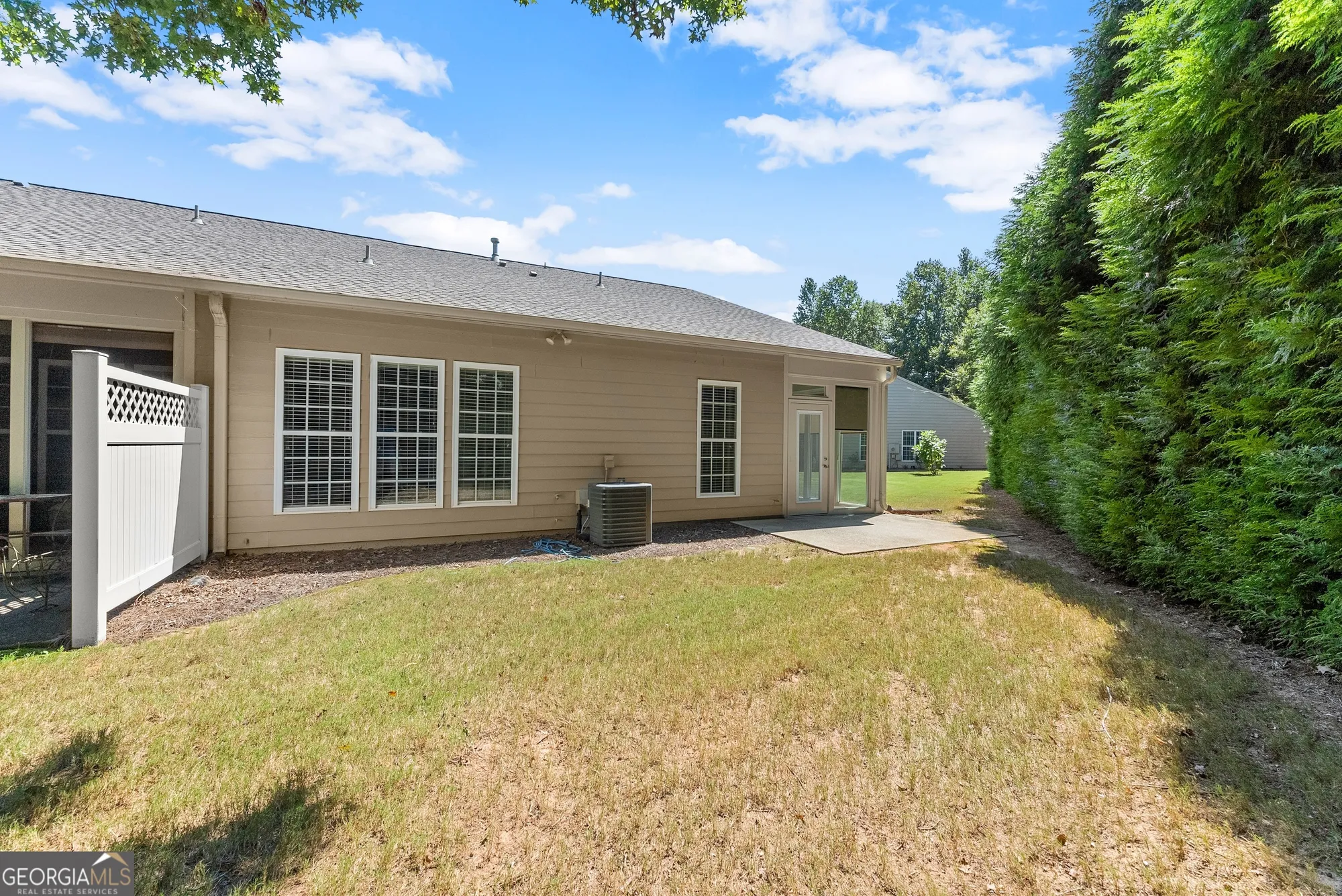 Property Slideshow image 25 of 48 | 6247 longleaf dr, Hoschton, GA, 30548