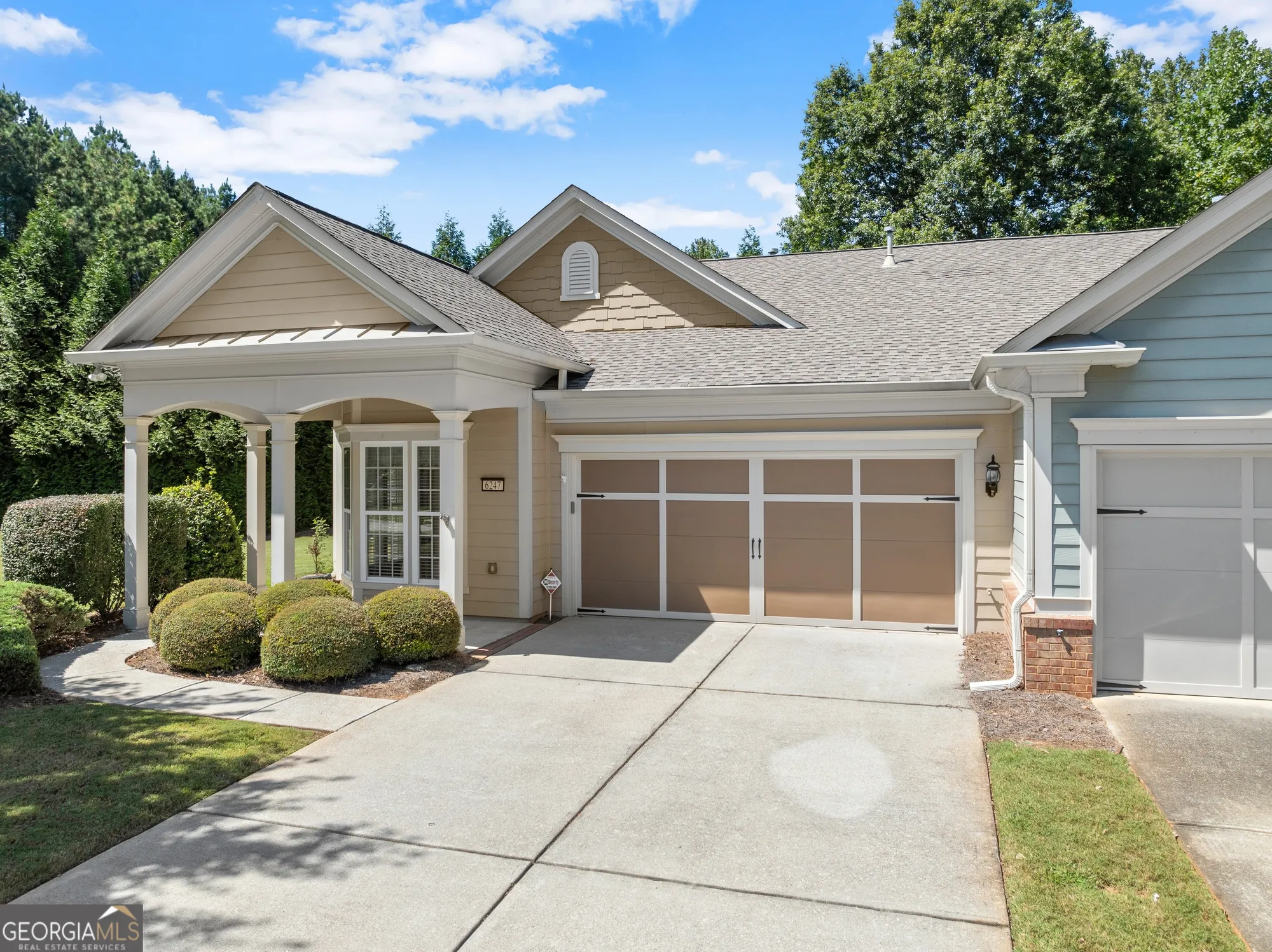 Property Slideshow image 1 of 48 | 6247 longleaf dr, Hoschton, GA, 30548