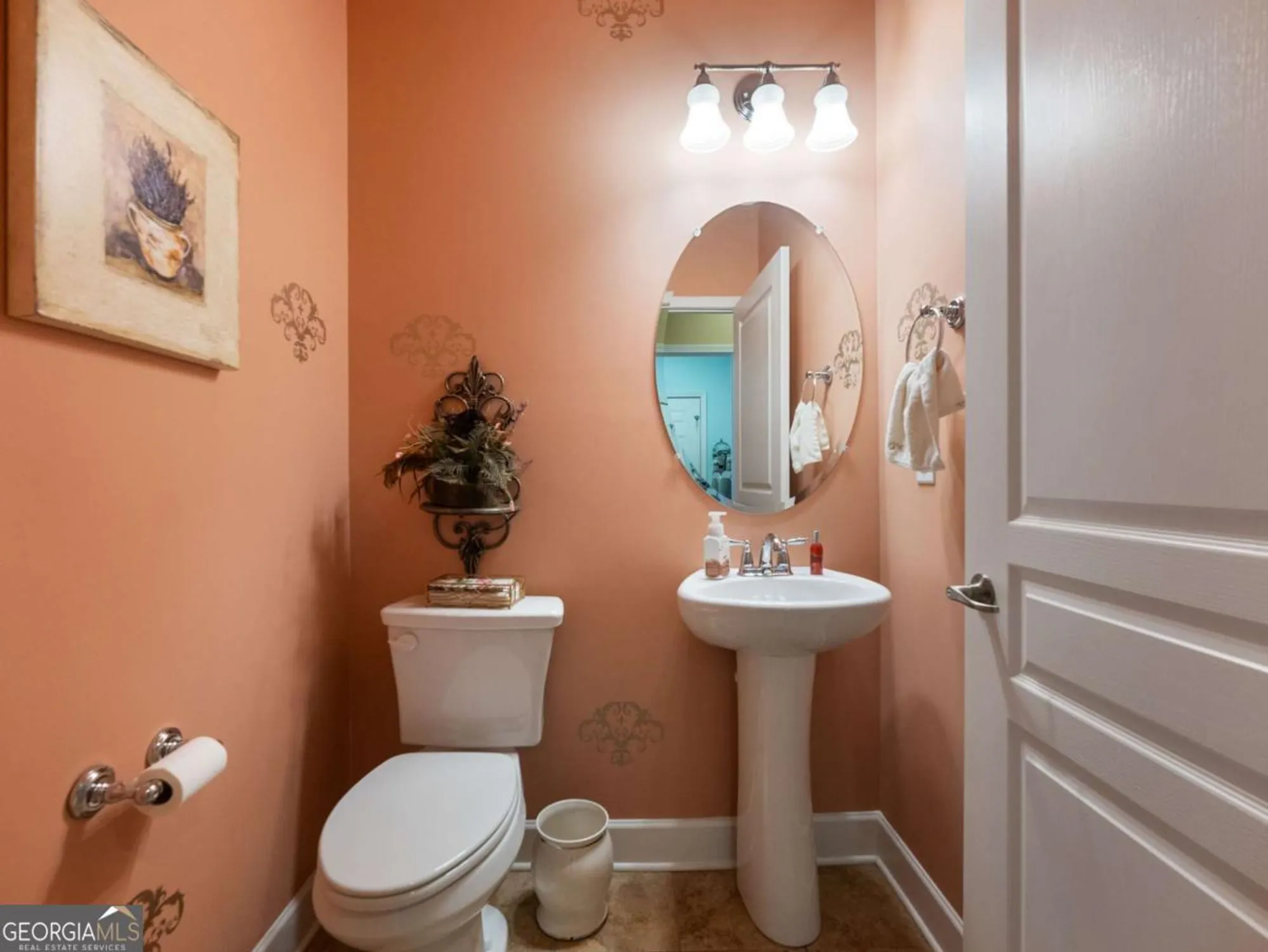 Property Slideshow image 32 of 51 | 6745 mill rock ct, Hoschton, GA, 30548