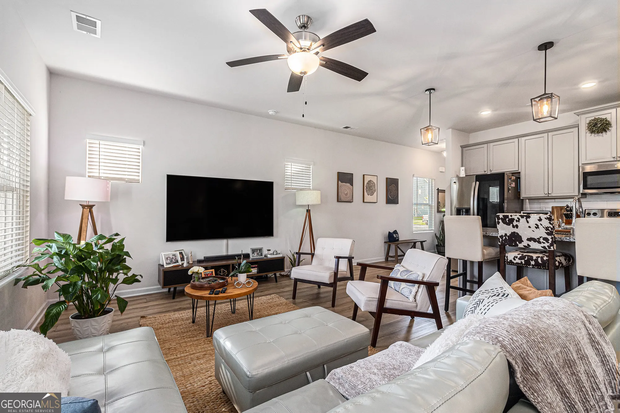 Property Slideshow image 10 of 32 | 4545 bishops ln, Oakwood, GA, 30566