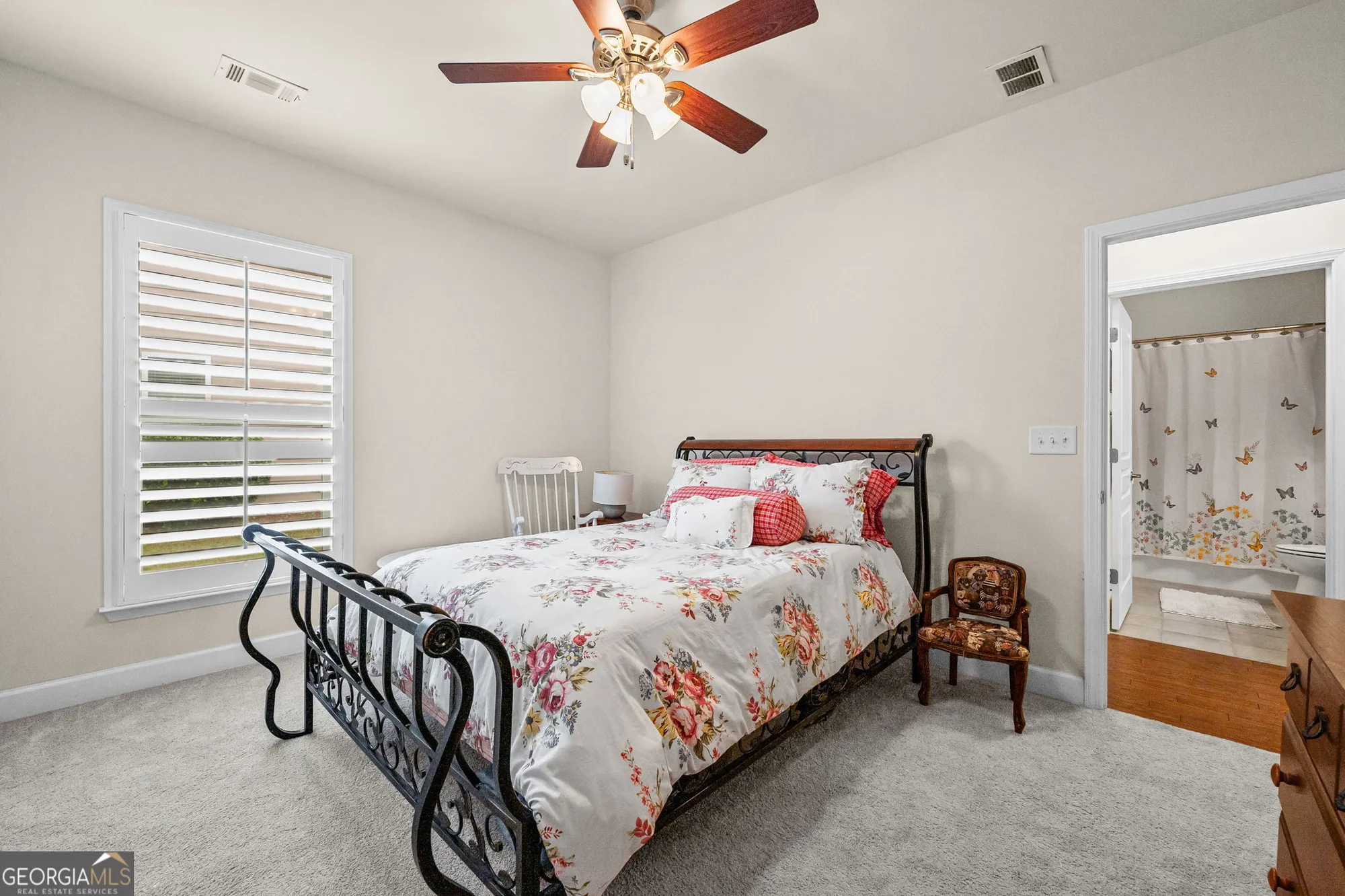 Property Slideshow image 33 of 42 | 402 larch looper dr na, Griffin, GA, 30223