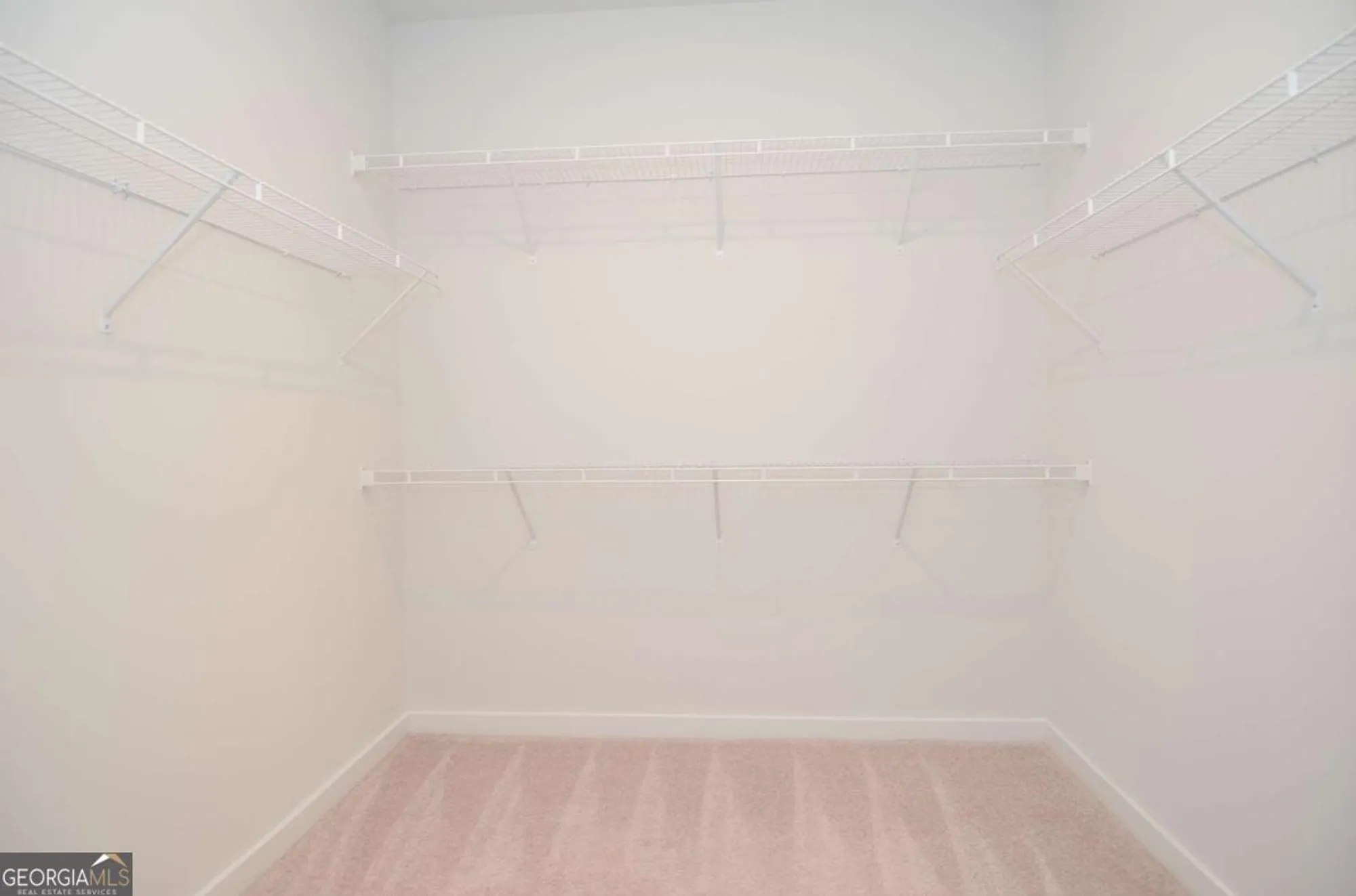Property Slideshow image 19 of 45 | 2562 rathburn cir, Loganville, GA, 30052