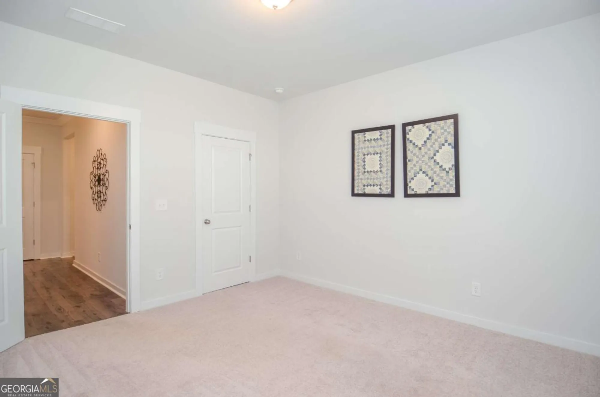 Property Slideshow image 29 of 45 | 2562 rathburn cir, Loganville, GA, 30052