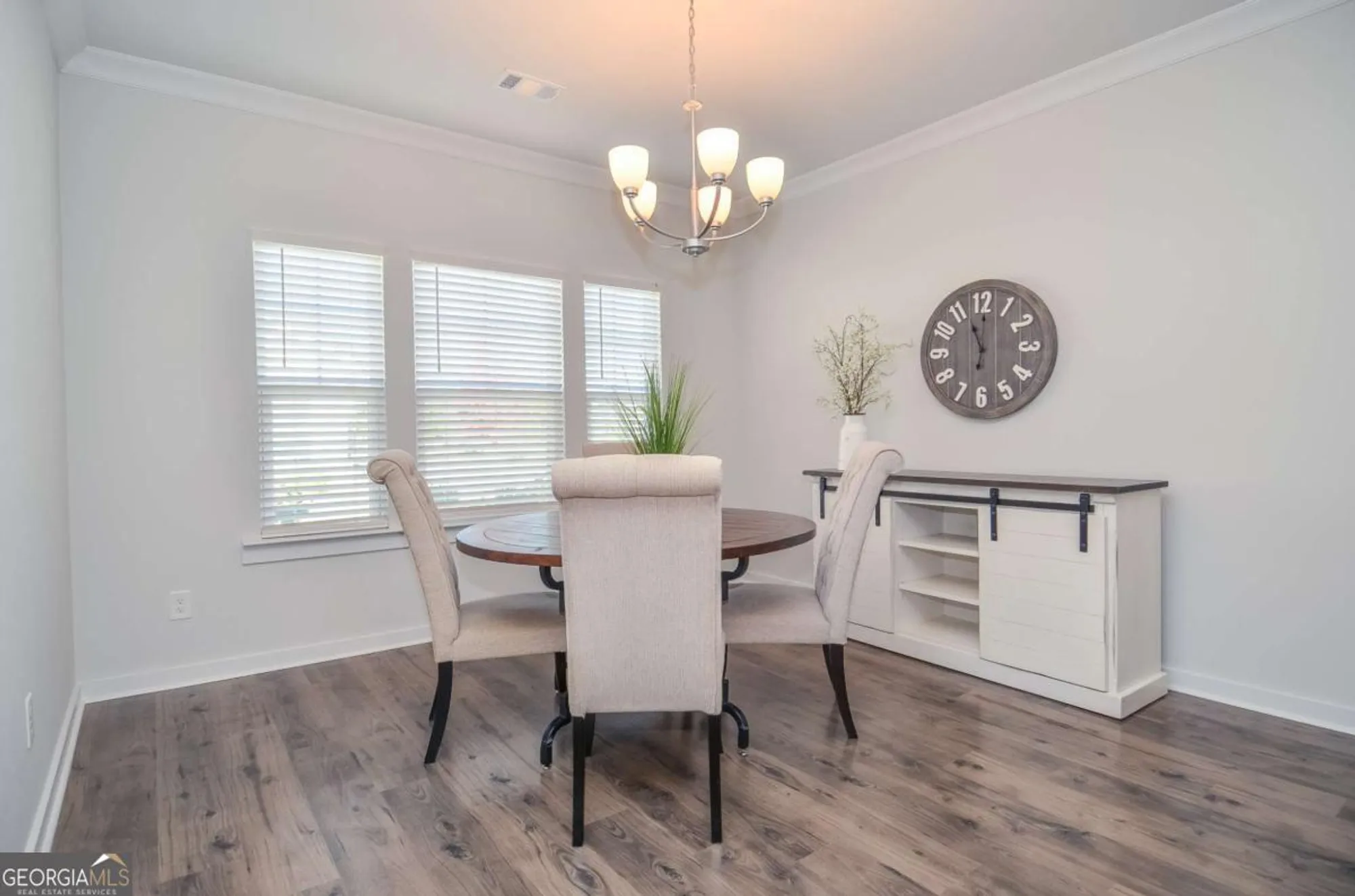 Property Slideshow image 7 of 45 | 2562 rathburn cir, Loganville, GA, 30052