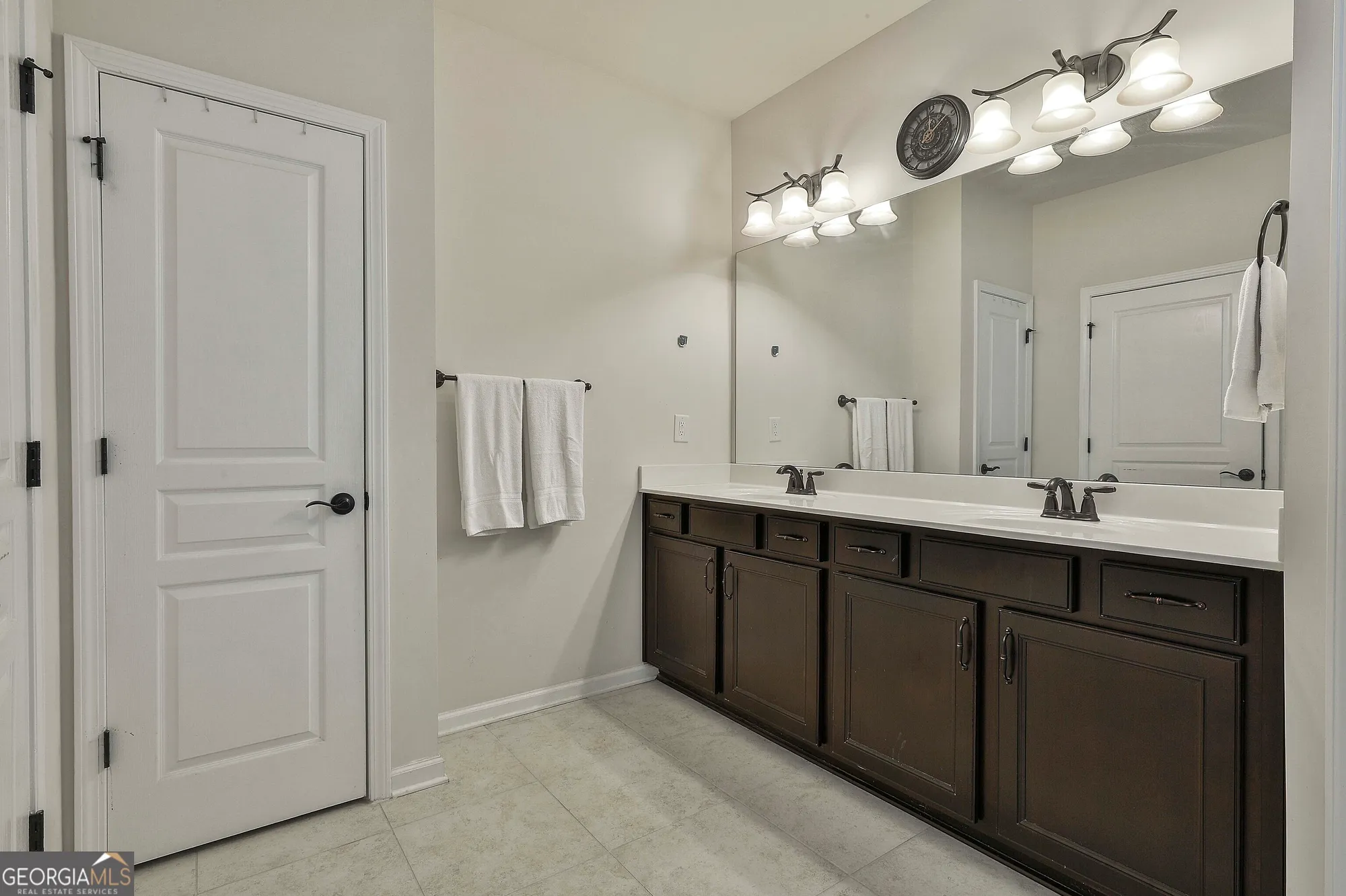 Property Slideshow image 31 of 56 | 819 firefly ct, Griffin, GA, 30223