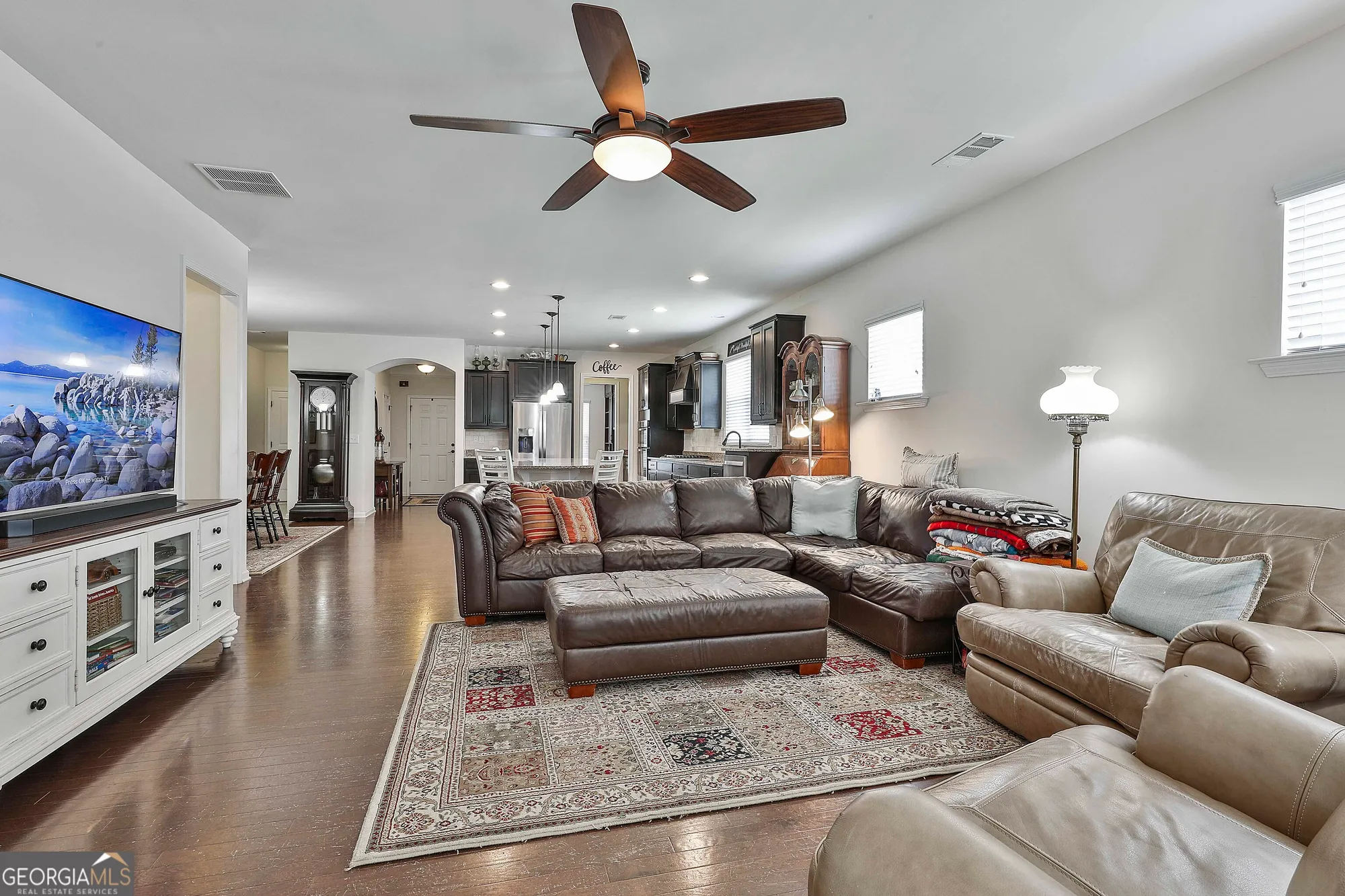 Property Slideshow image 25 of 56 | 819 firefly ct, Griffin, GA, 30223