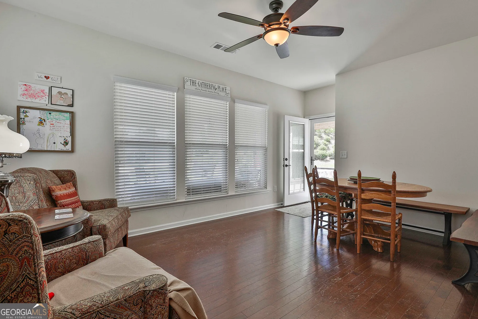 Property Slideshow image 27 of 56 | 819 firefly ct, Griffin, GA, 30223