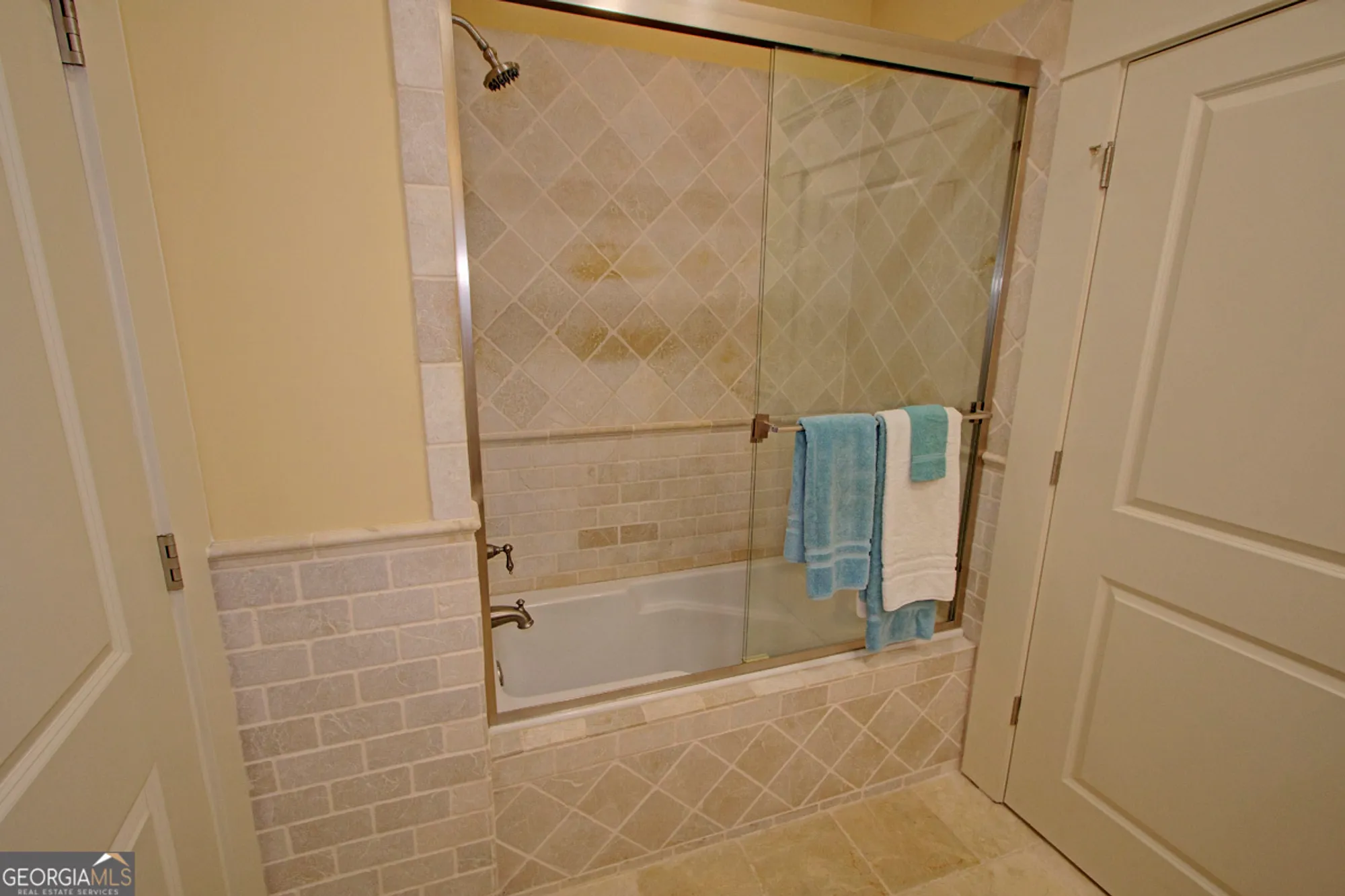 Property Slideshow image 51 of 72 | 2689 middlecreek way # 2689, Cumming, GA, 30041