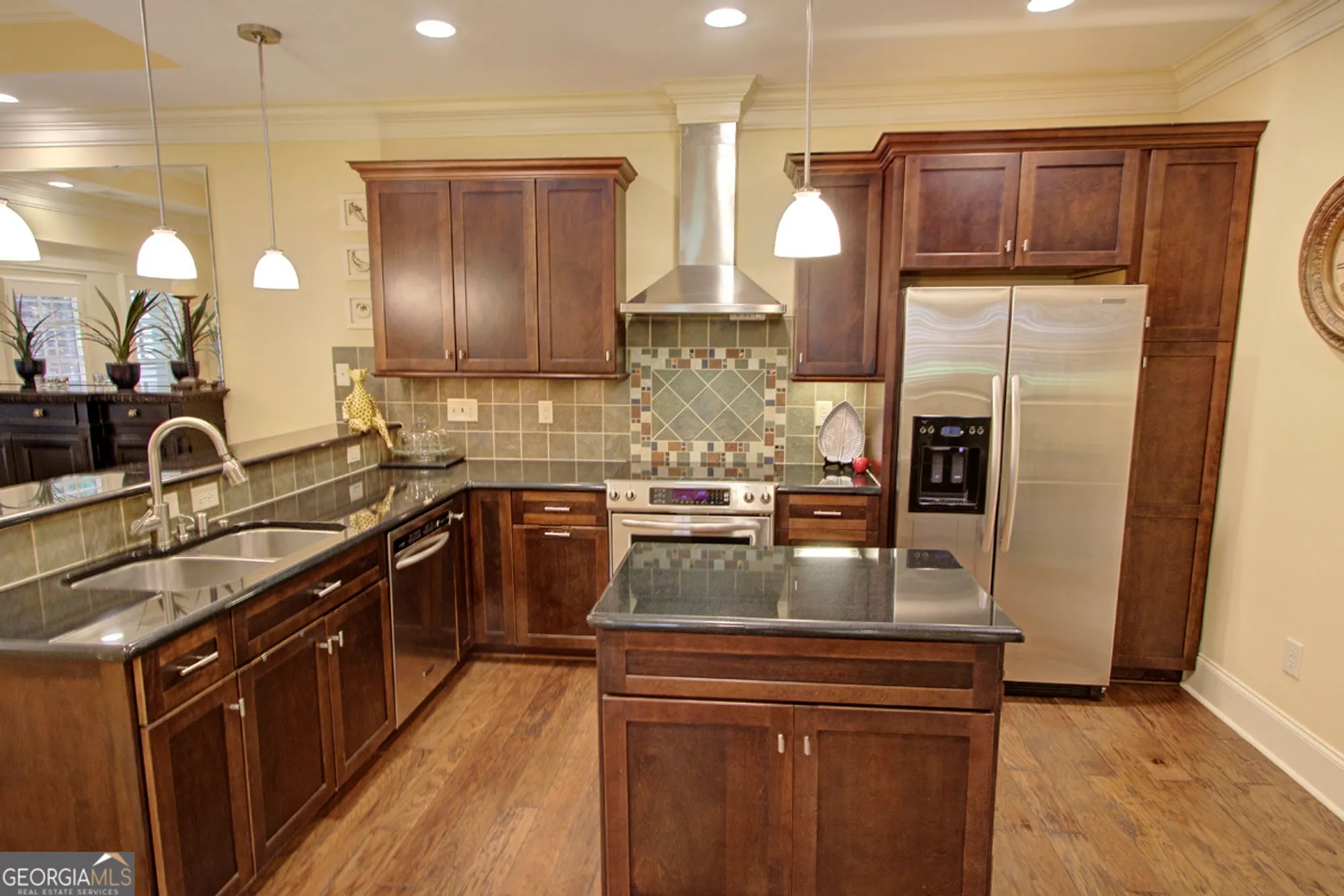 Property Slideshow image 25 of 72 | 2689 middlecreek way # 2689, Cumming, GA, 30041