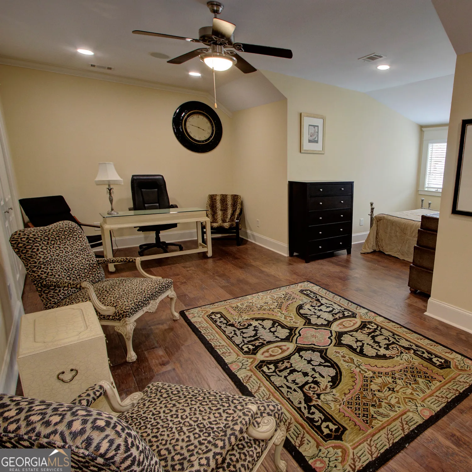 Property Slideshow image 43 of 72 | 2689 middlecreek way # 2689, Cumming, GA, 30041