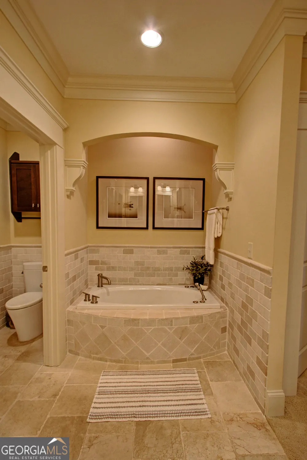 Property Slideshow image 16 of 72 | 2689 middlecreek way # 2689, Cumming, GA, 30041