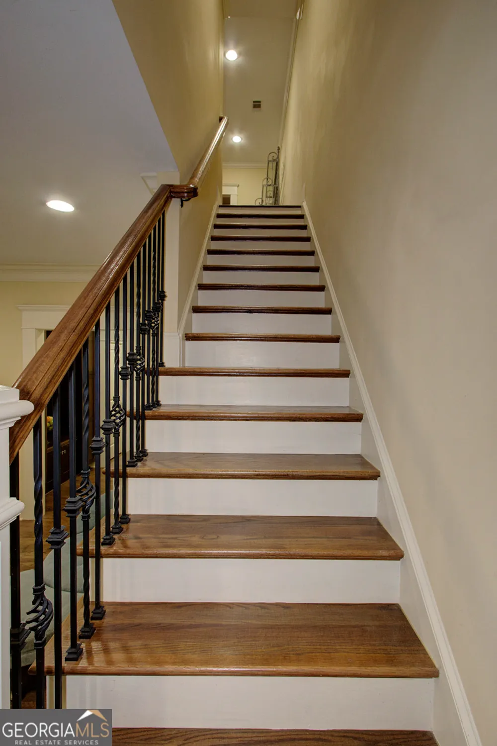 Property Slideshow image 38 of 72 | 2689 middlecreek way # 2689, Cumming, GA, 30041