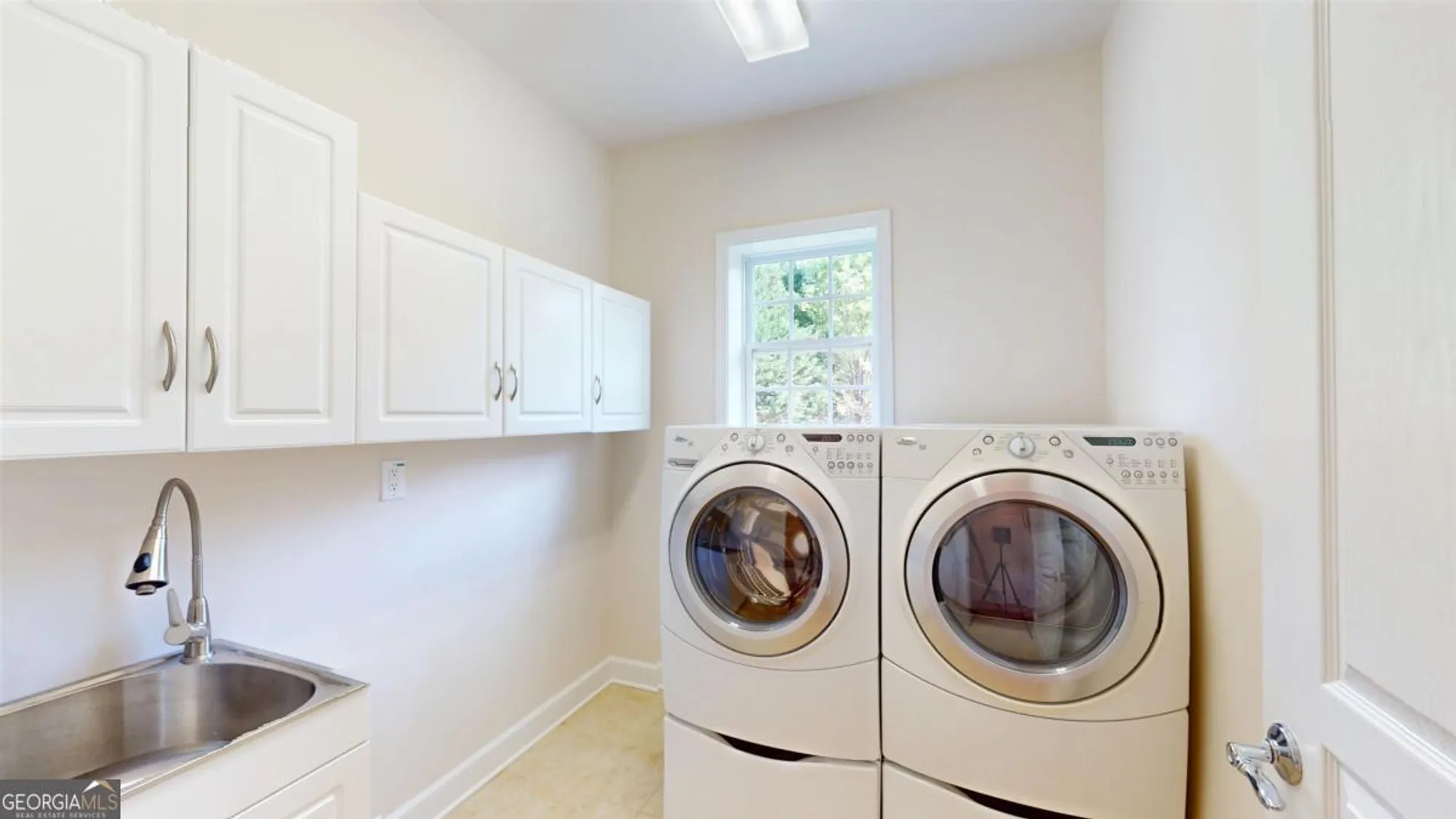 Property Slideshow image 49 of 75 | 1010 overlook cv, Greensboro, GA, 30642