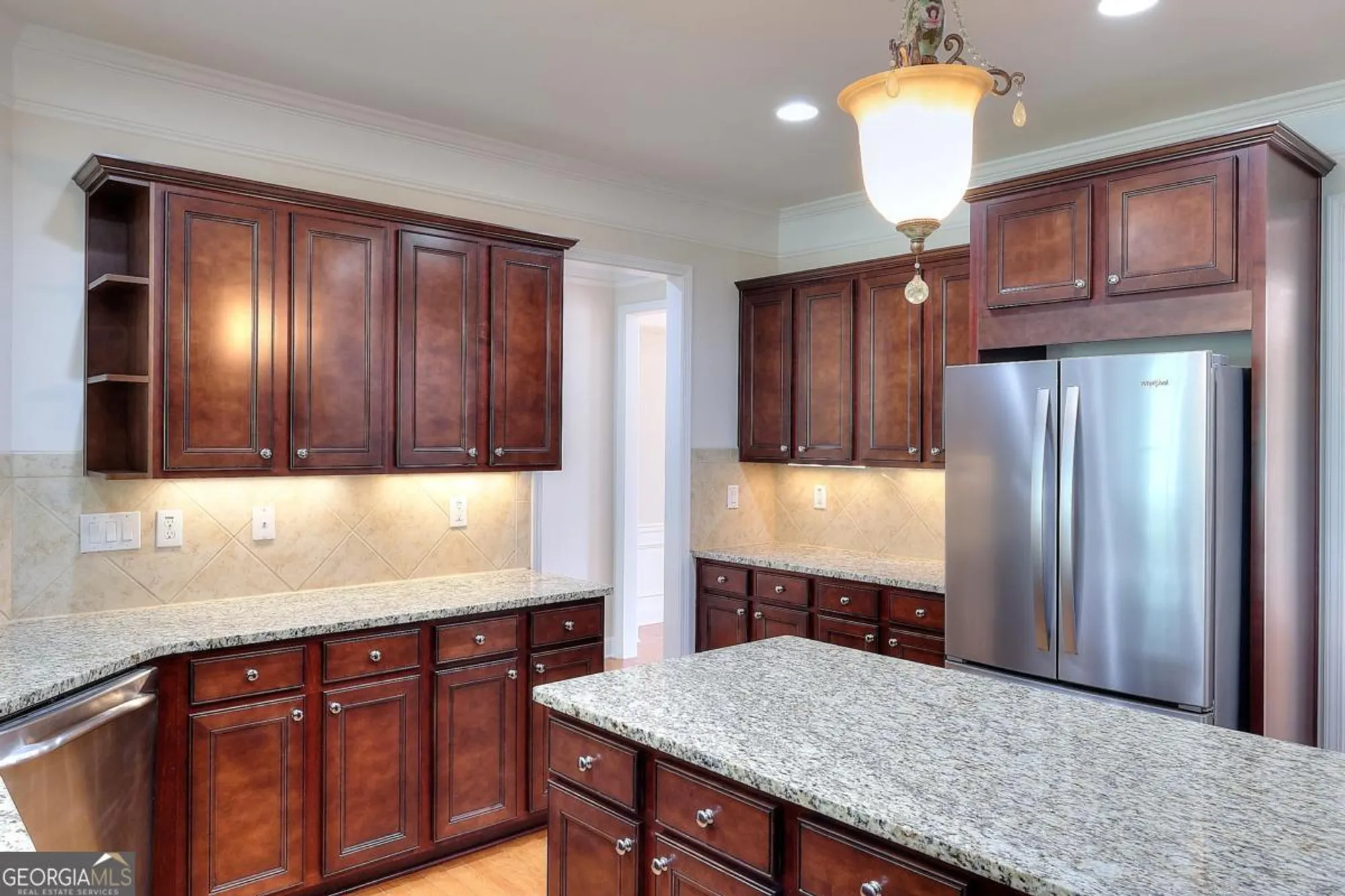 Property Slideshow image 14 of 75 | 1010 overlook cv, Greensboro, GA, 30642