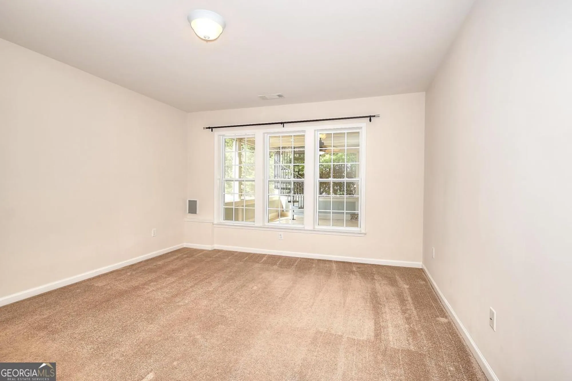 Property Slideshow image 45 of 75 | 1010 overlook cv, Greensboro, GA, 30642