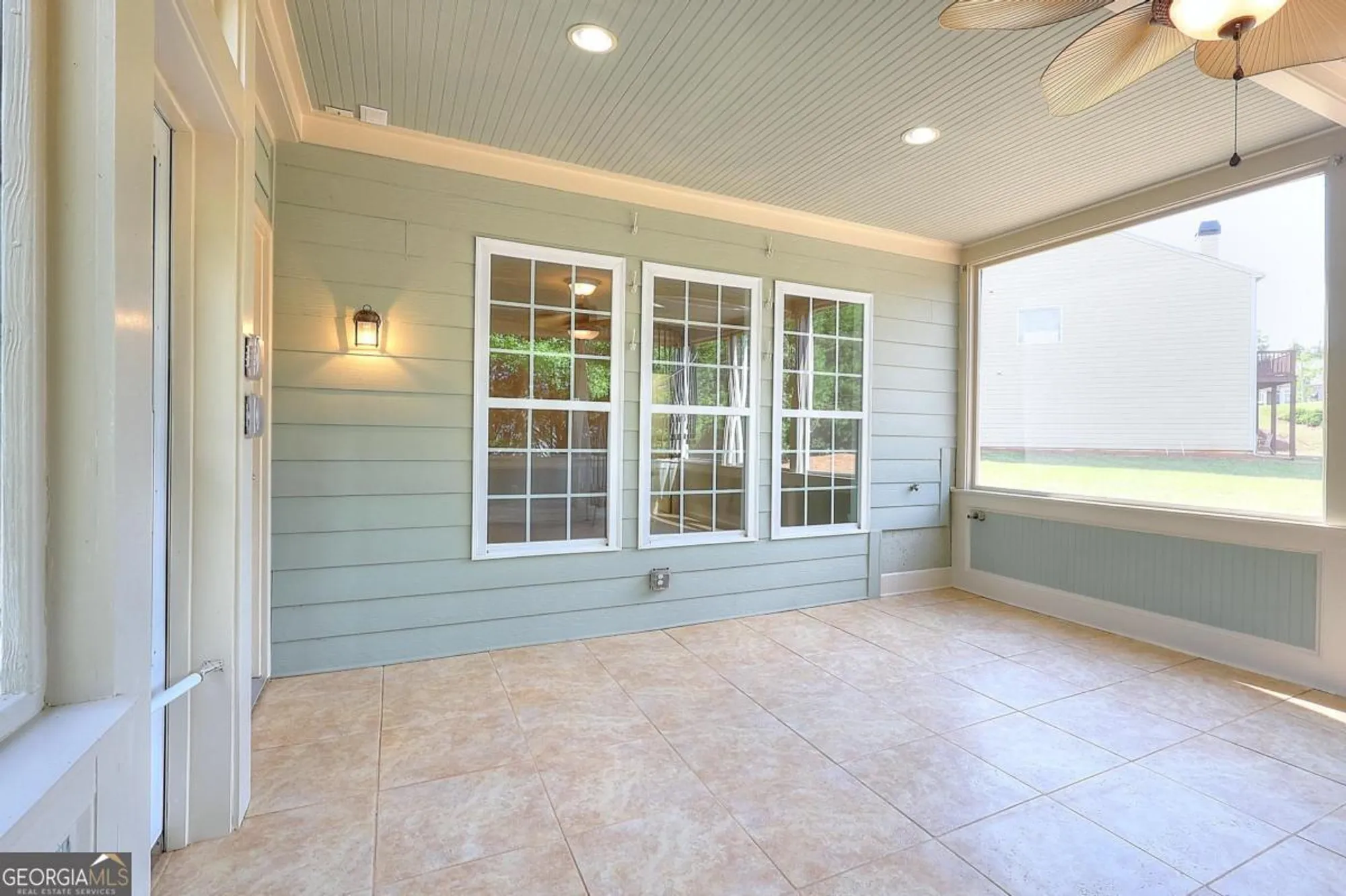 Property Slideshow image 8 of 75 | 1010 overlook cv, Greensboro, GA, 30642