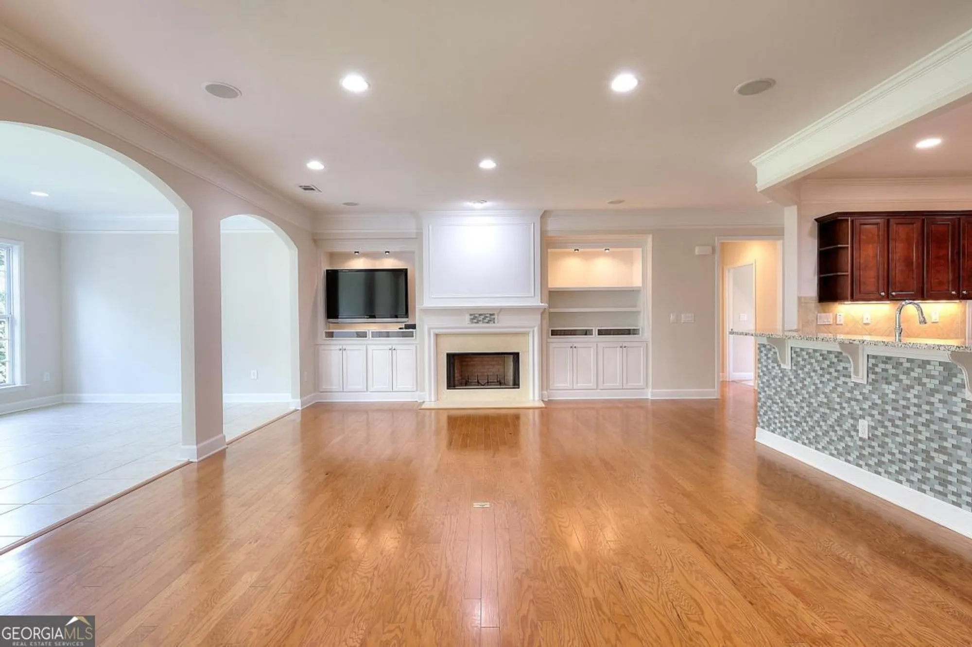 Property Slideshow image 25 of 75 | 1010 overlook cv, Greensboro, GA, 30642