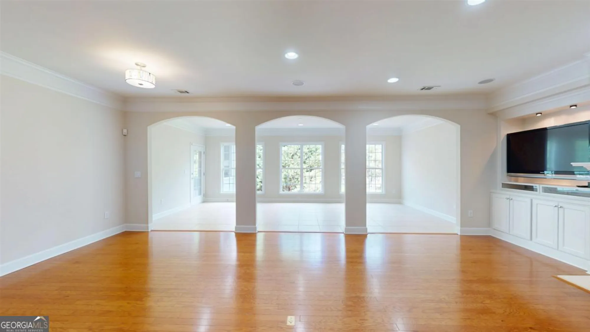 Property Slideshow image 27 of 75 | 1010 overlook cv, Greensboro, GA, 30642