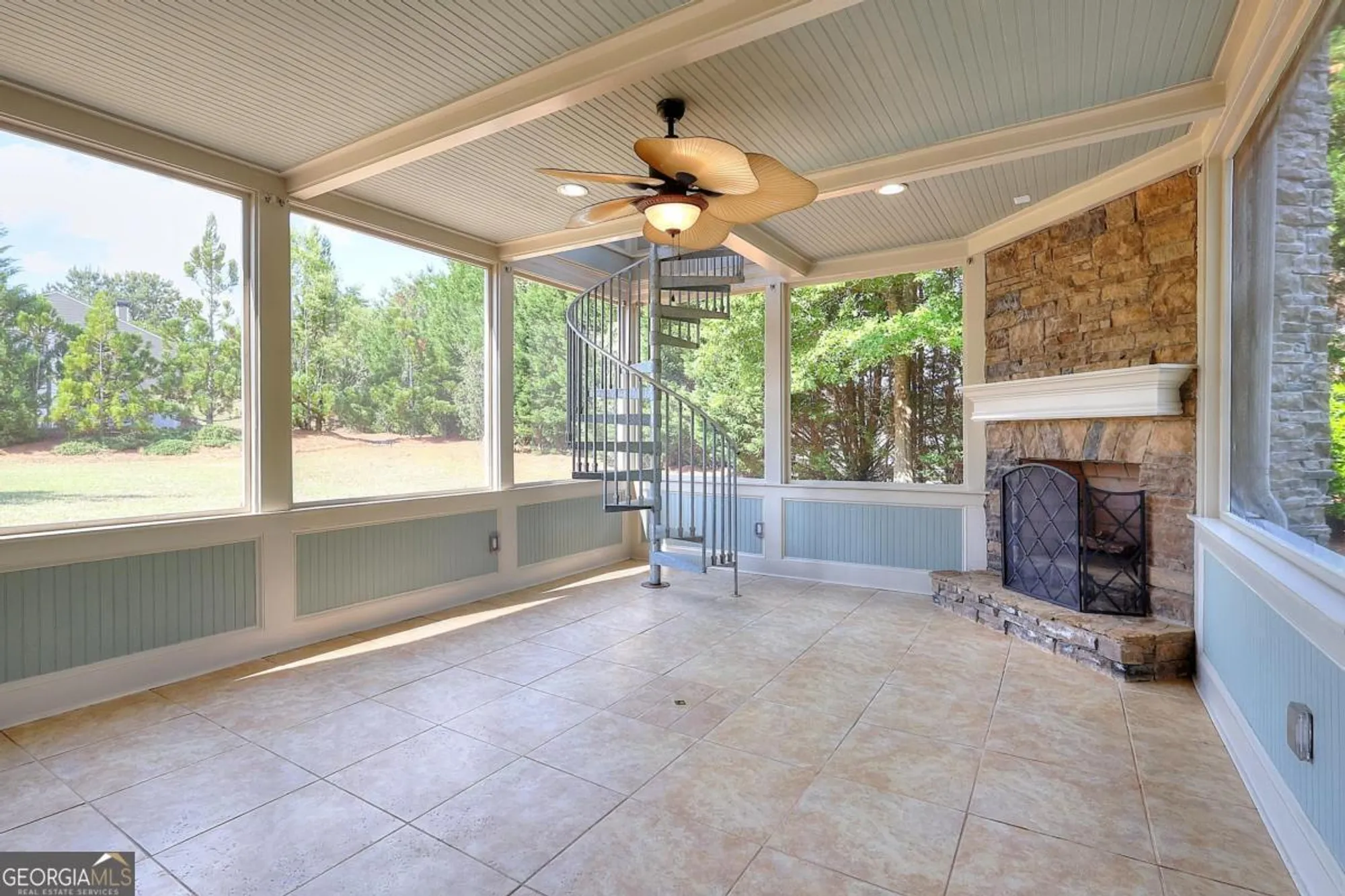 Property Slideshow image 9 of 75 | 1010 overlook cv, Greensboro, GA, 30642