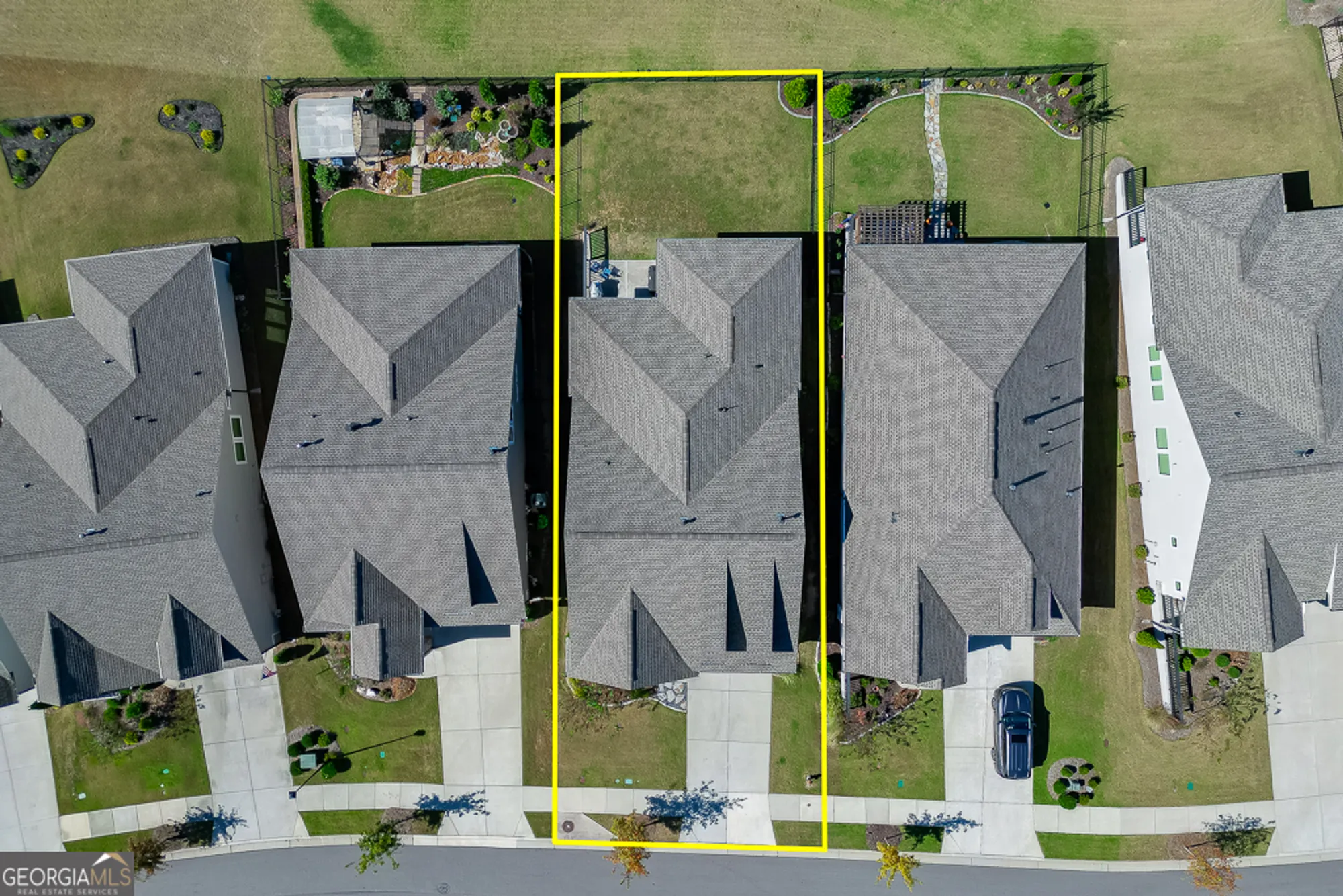 Property Slideshow image 44 of 56 | 6968 river rock dr, Flowery Branch, GA, 30542