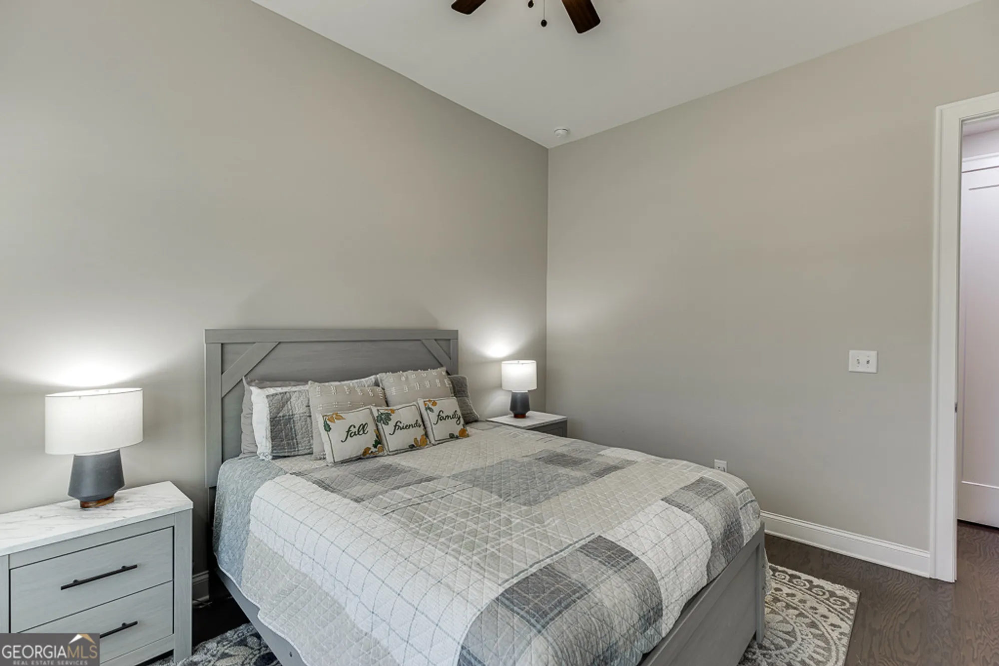 Property Slideshow image 29 of 56 | 6968 river rock dr, Flowery Branch, GA, 30542