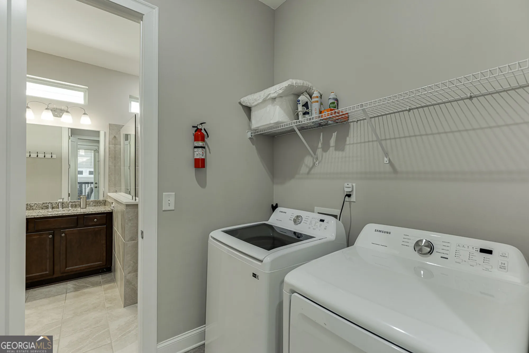 Property Slideshow image 20 of 56 | 6968 river rock dr, Flowery Branch, GA, 30542