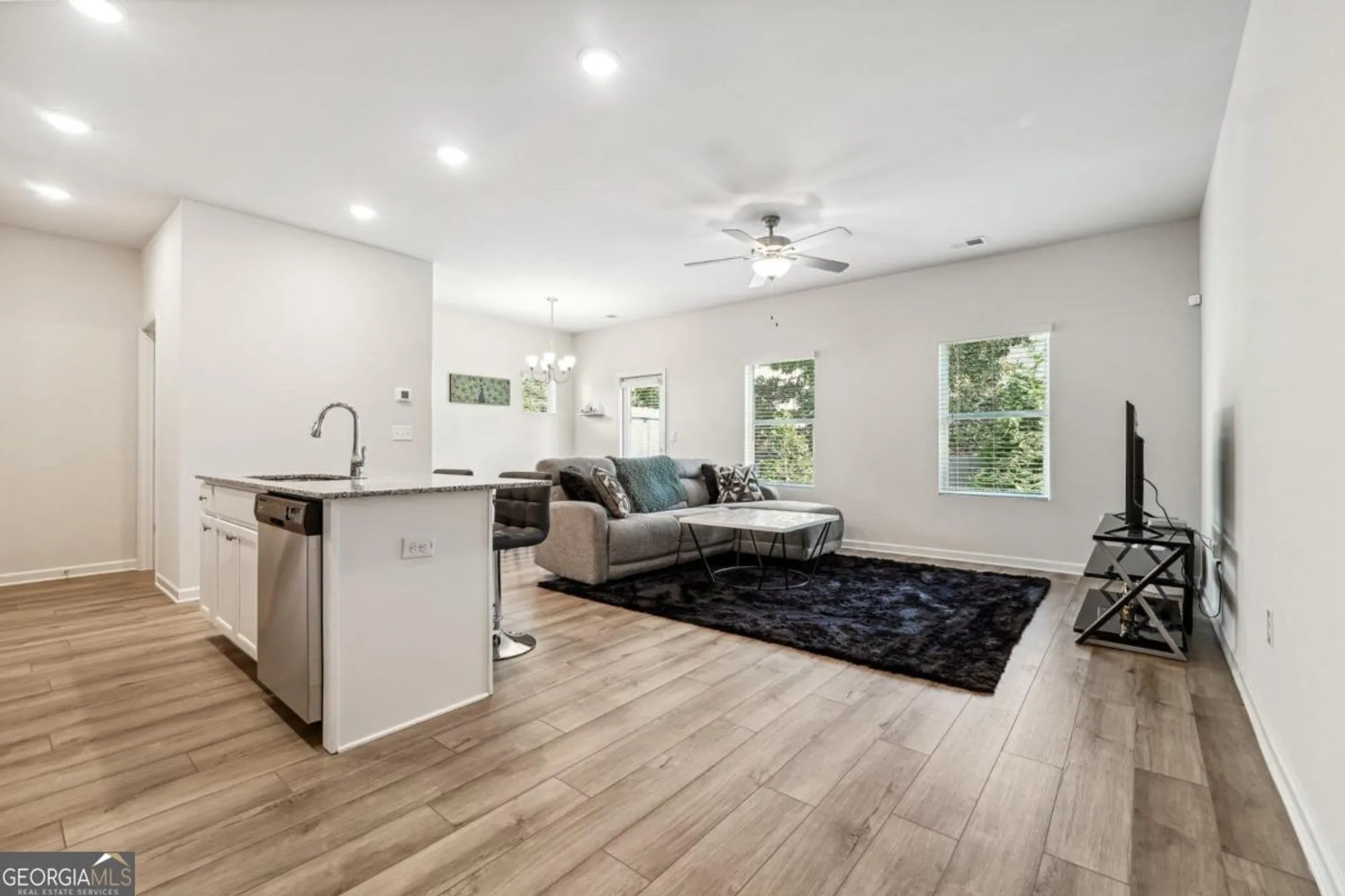 Property Slideshow image 3 of 27 | 4655 fullerton dr, Oakwood, GA, 30566