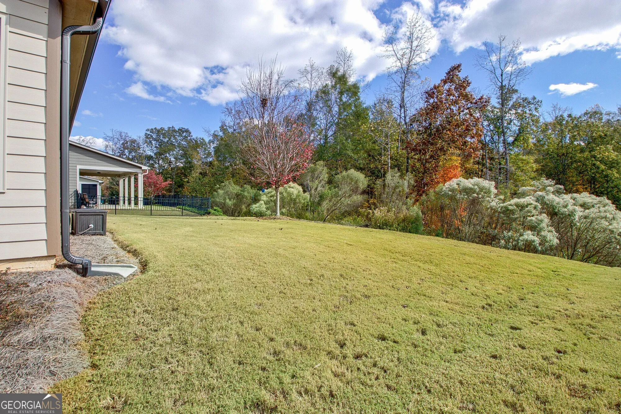 Property Slideshow image 29 of 41 | 107 iron oak dr, Peachtree City, GA, 30269